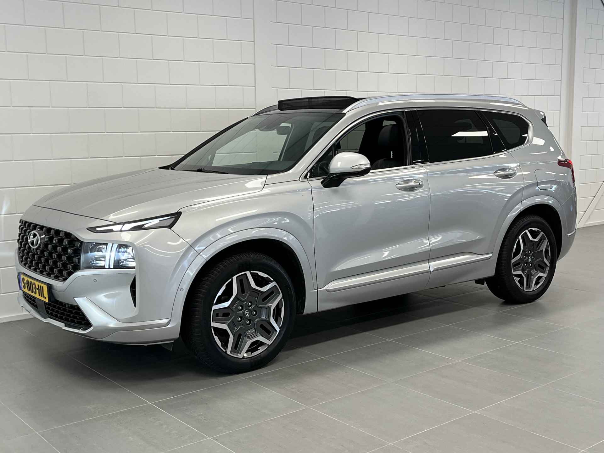 Hyundai Santa Fe 1.6 T-GDI PHEV Premium Plus Sky TREKHAAK | PANORAMADAK | FULL OPTIONS | FABRIEKSGARANTIE T/M 28-01-2028! - 4/53