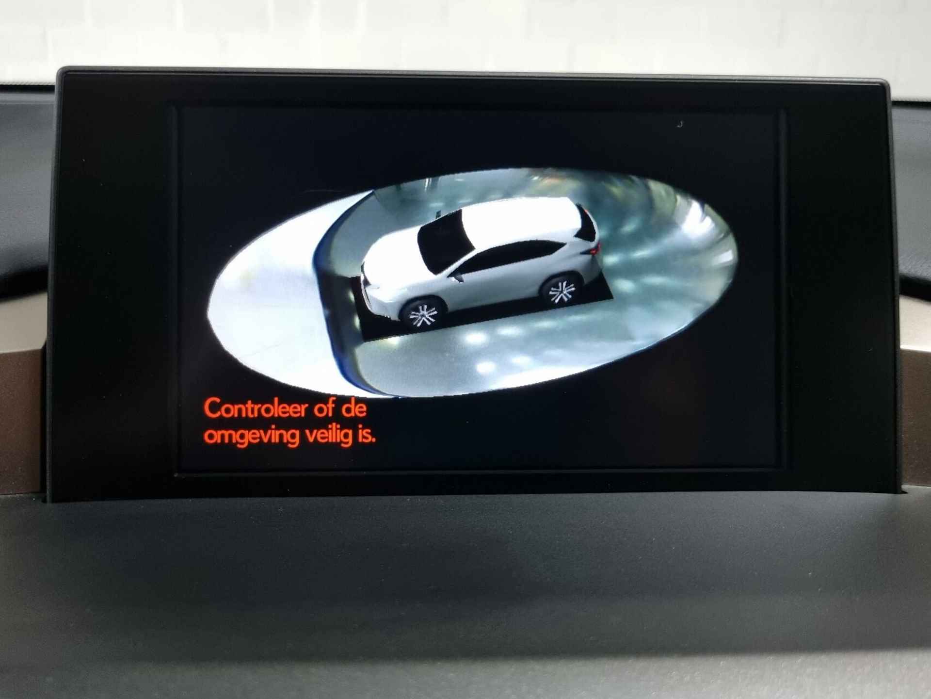 Lexus NX 300h AWD President Line / Mark Levinson / 360 cam / Head up Display - 52/84
