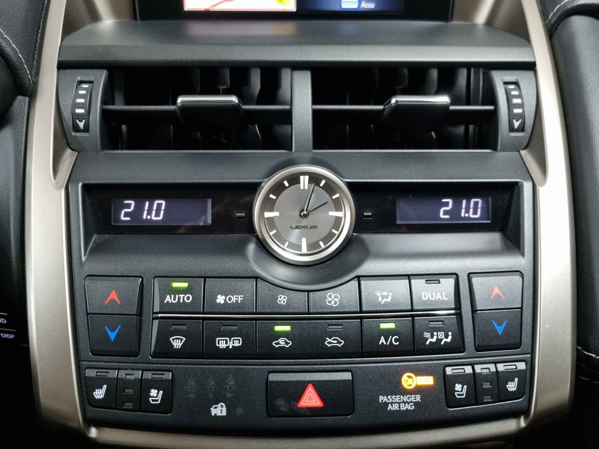 Lexus NX 300h AWD President Line / Mark Levinson / 360 cam / Head up Display - 56/84