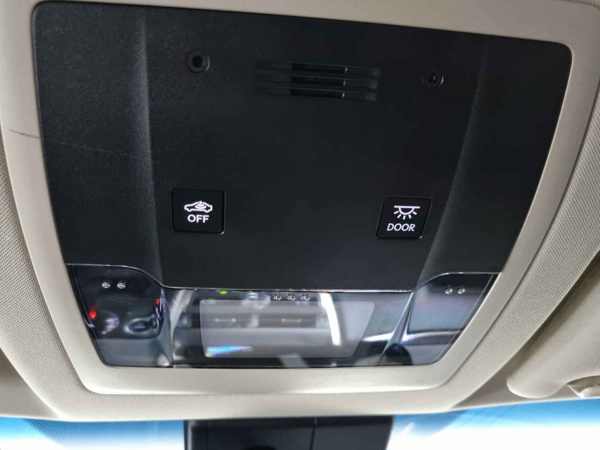 Lexus NX 300h AWD President Line / Mark Levinson / 360 cam / Head up Display - 60/84