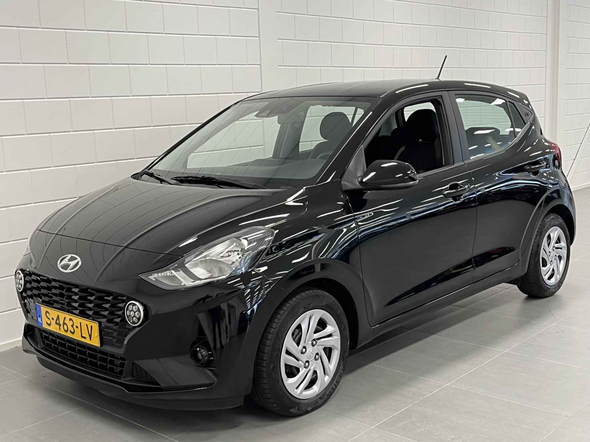 Hyundai i10 1.0 Comfort 5-zits AUTOMAAT | APPLE / ANDROID NAVIGATIE | AIRCO | ALL SEASON BANDEN - 4/39