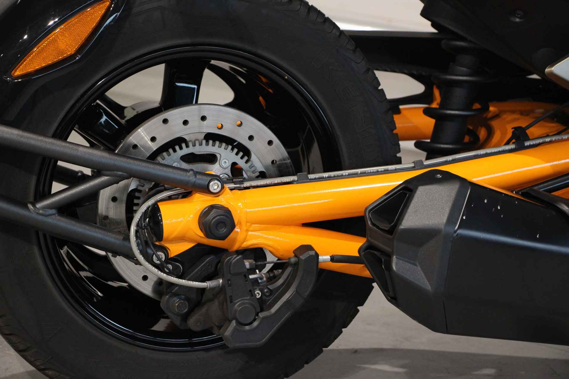 CAN-AM SPYDER F3-S - 11/15