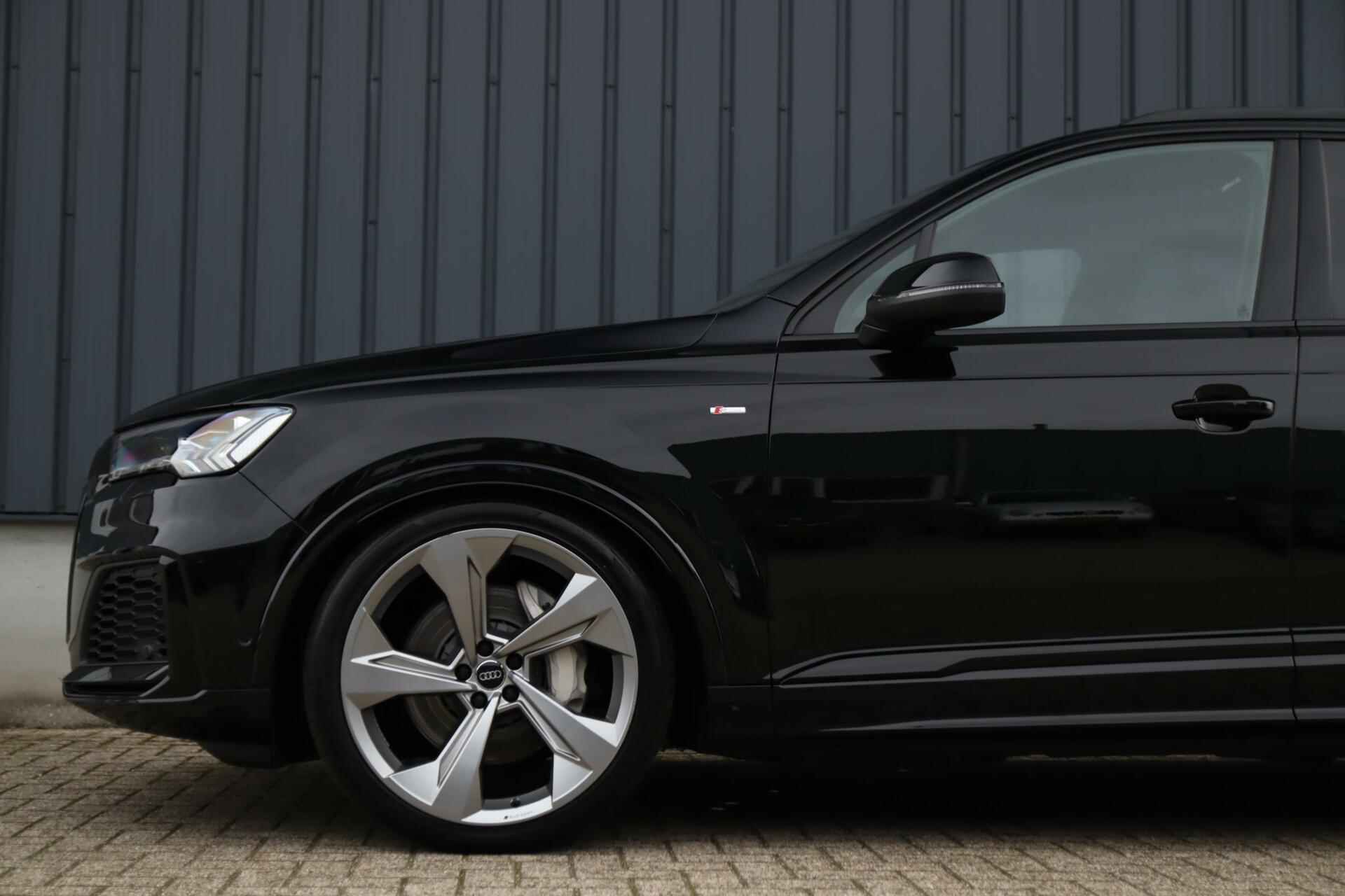 Audi Q7 55 TFSI Quattro Pro Line 3x S -line 7p|22''|Black - 16/51