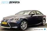 Lexus IS 300h Hybrid Business Line | Xenon | 17 inch | Sportstoelen | PDC | Camera