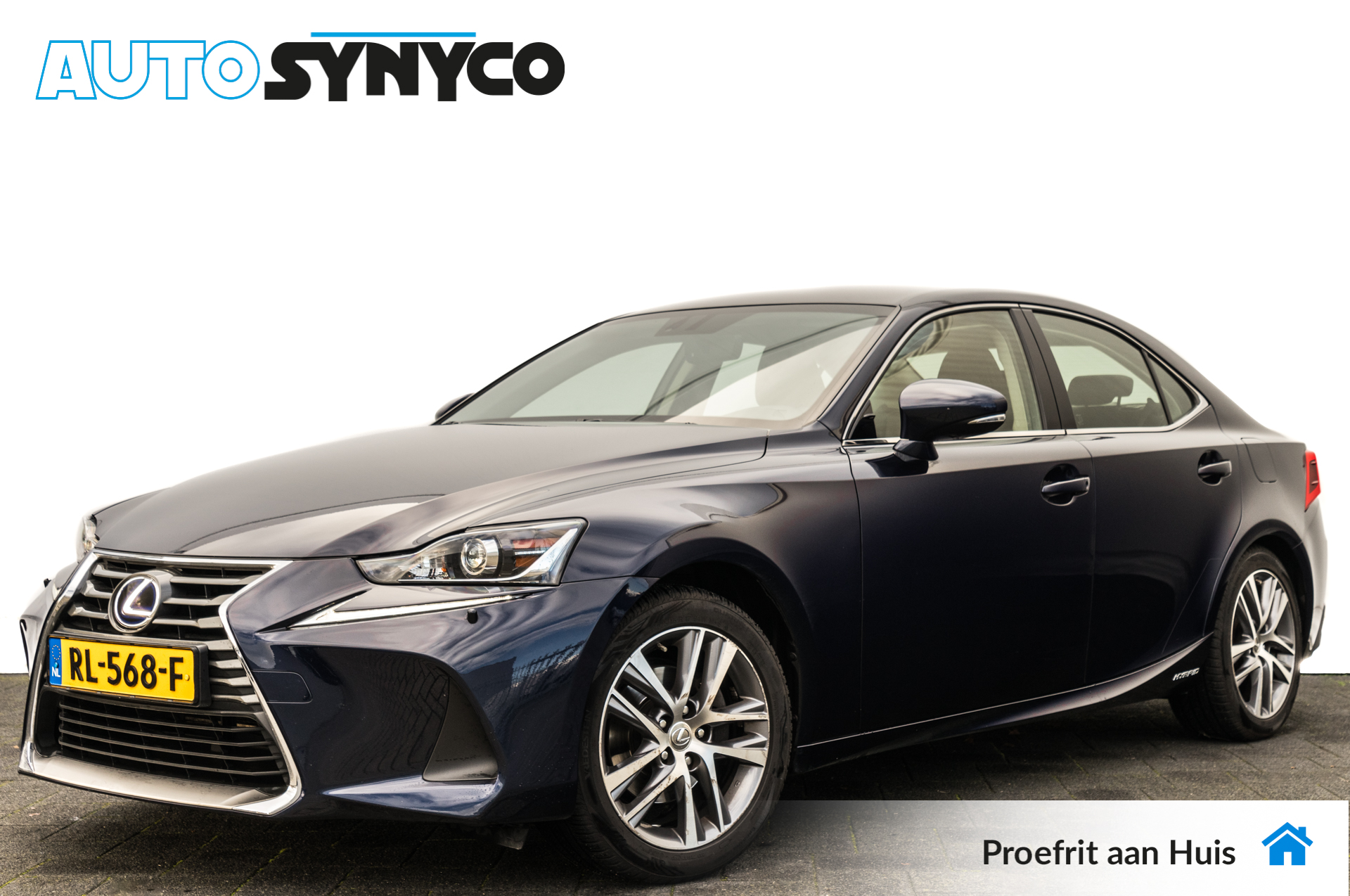 Lexus IS 300h Hybrid Business Line | Xenon | 17 inch | Sportstoelen | PDC | Camera