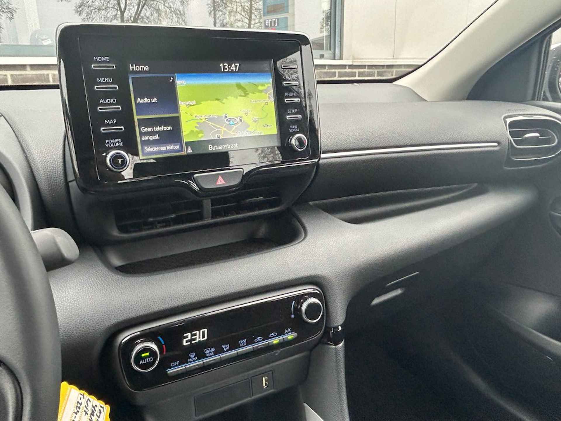 TOYOTA Yaris 1.5 Hybrid Dynamic - NIEUW - Carplay - LED - Camera - Navigatie - 12/19