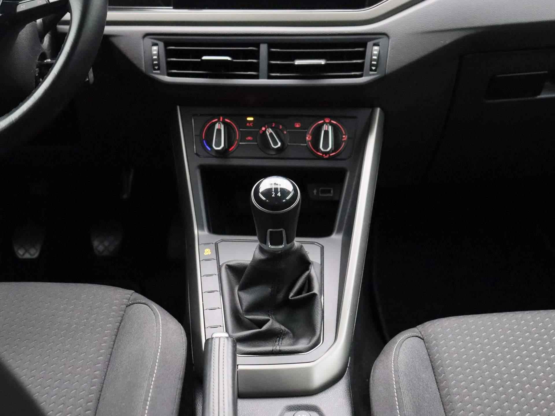 Volkswagen Polo 1.0 TSI Comfortline 95 PK | Adaptive Cruise Control | Airco | Telefoonvoorbereiding | Start-Stop | Verlichting Automatisch | Radio | - 11/33