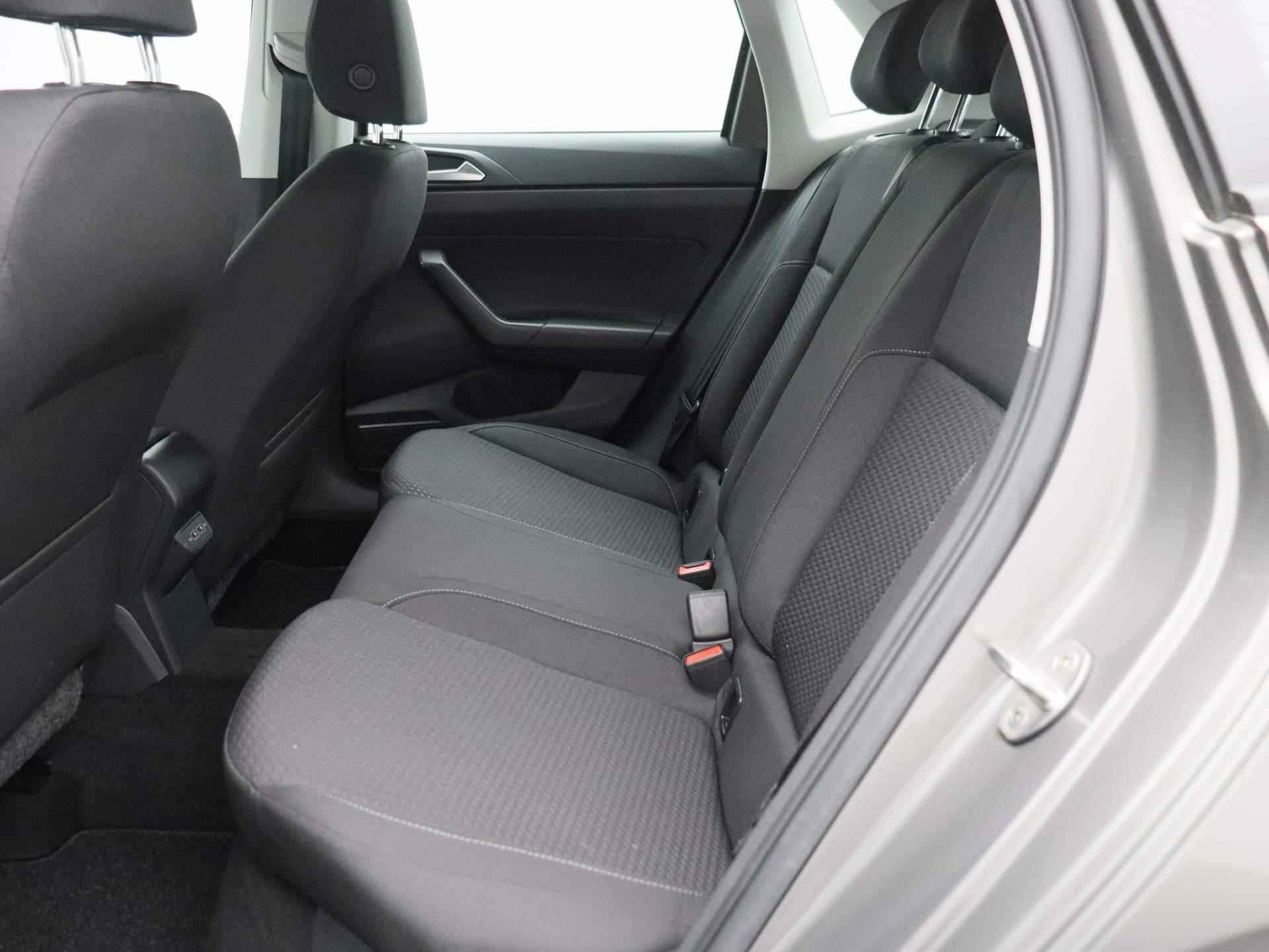 Volkswagen Polo 1.0 TSI Comfortline 95 PK | Adaptive Cruise Control | Airco | Telefoonvoorbereiding | Start-Stop | Verlichting Automatisch | Radio | - 14/33