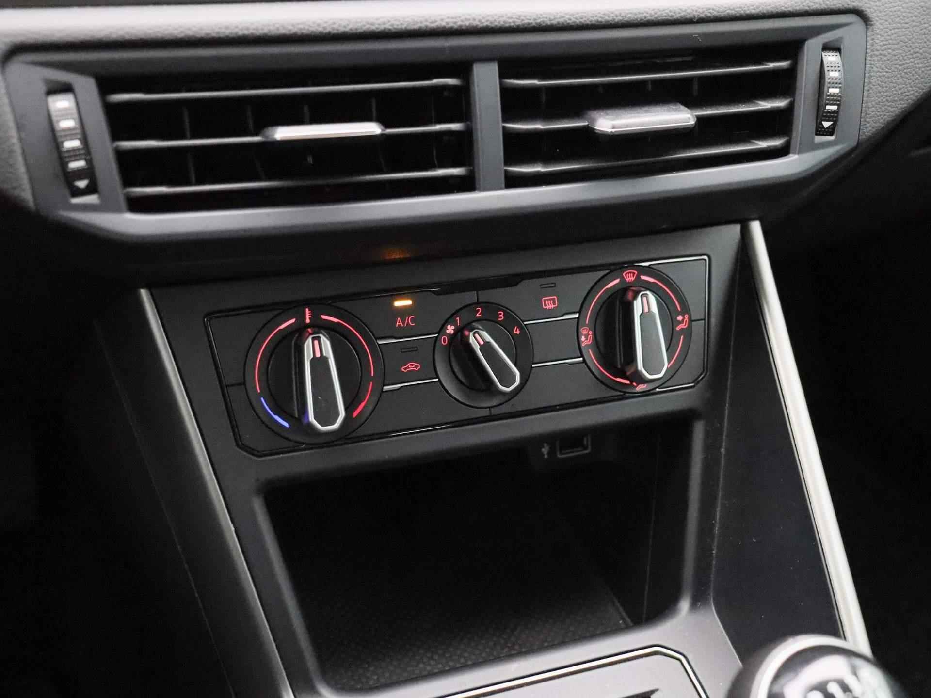 Volkswagen Polo 1.0 TSI Comfortline 95 PK | Adaptive Cruise Control | Airco | Telefoonvoorbereiding | Start-Stop | Verlichting Automatisch | Radio | - 19/33