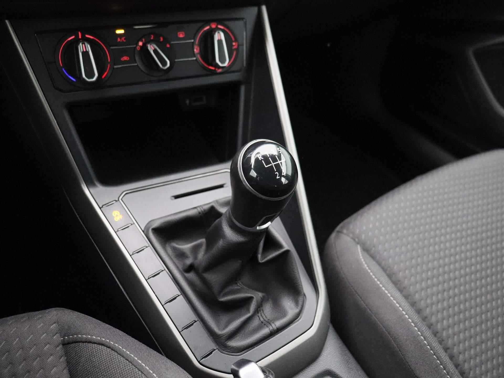 Volkswagen Polo 1.0 TSI Comfortline 95 PK | Adaptive Cruise Control | Airco | Telefoonvoorbereiding | Start-Stop | Verlichting Automatisch | Radio | - 20/33
