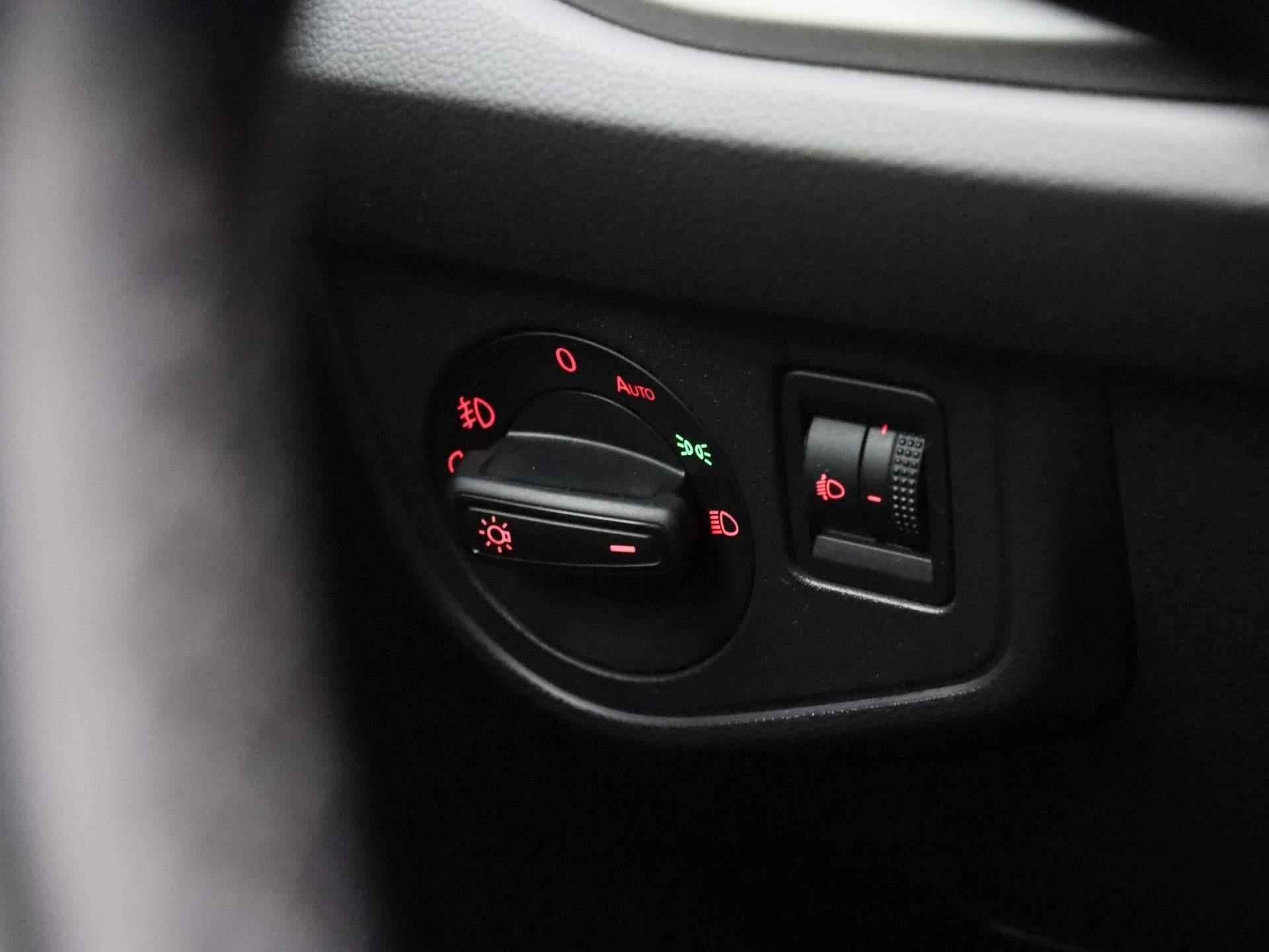 Volkswagen Polo 1.0 TSI Comfortline 95 PK | Adaptive Cruise Control | Airco | Telefoonvoorbereiding | Start-Stop | Verlichting Automatisch | Radio | - 23/33