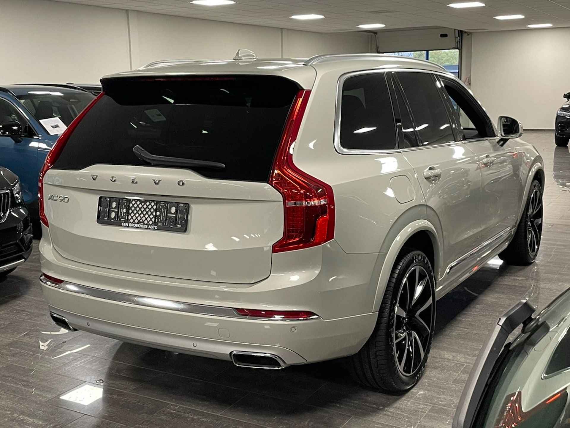 Volvo XC90 T8 AWD Recharge Inscription | Birch Light Metallic! | 360° Camera | Head-Up Display | Harman Kardon | Standkachel met Volvo On C - 3/33