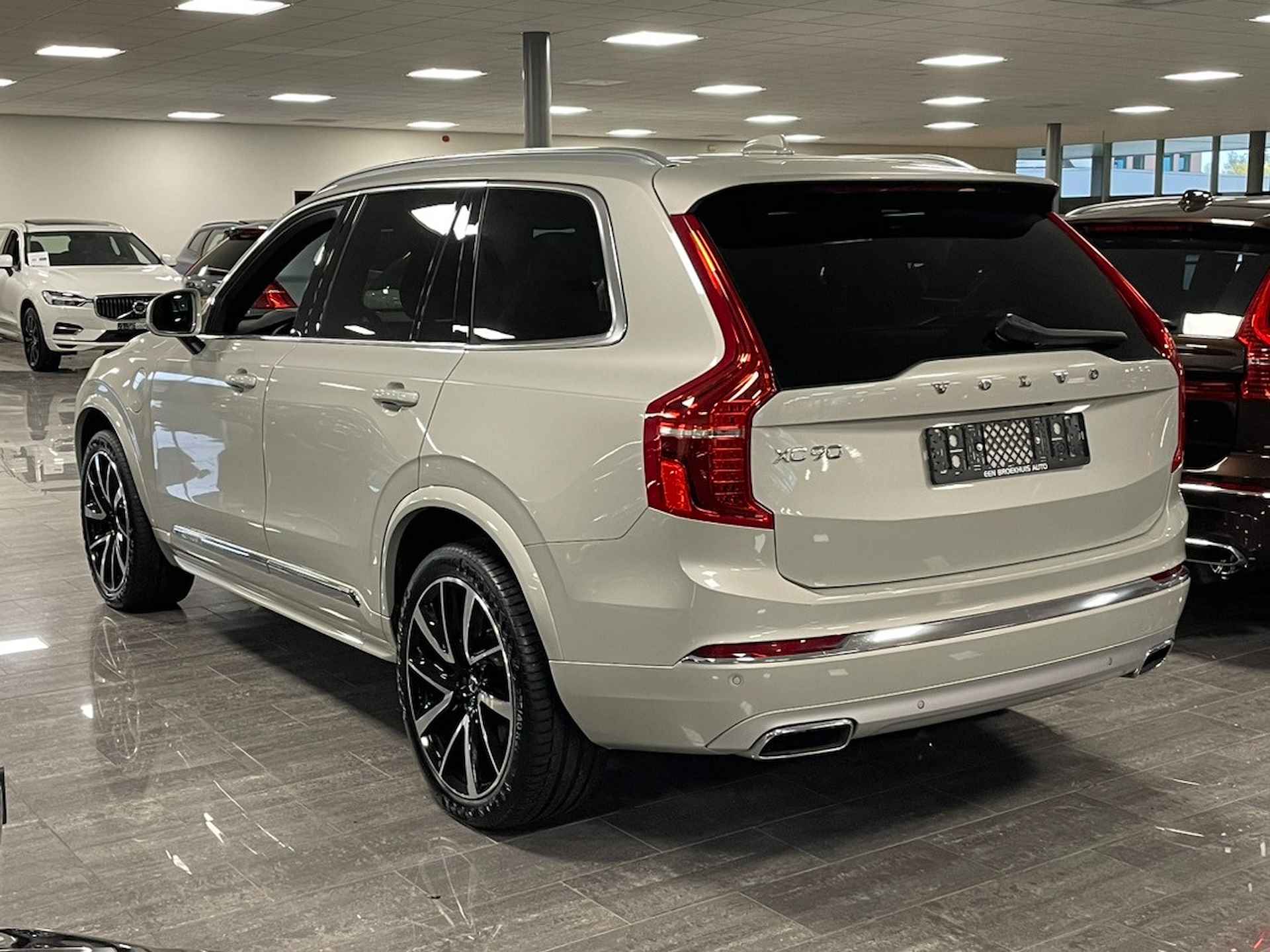 Volvo XC90 T8 AWD Recharge Inscription | Birch Light Metallic! | 360° Camera | Head-Up Display | Harman Kardon | Standkachel met Volvo On C - 4/33