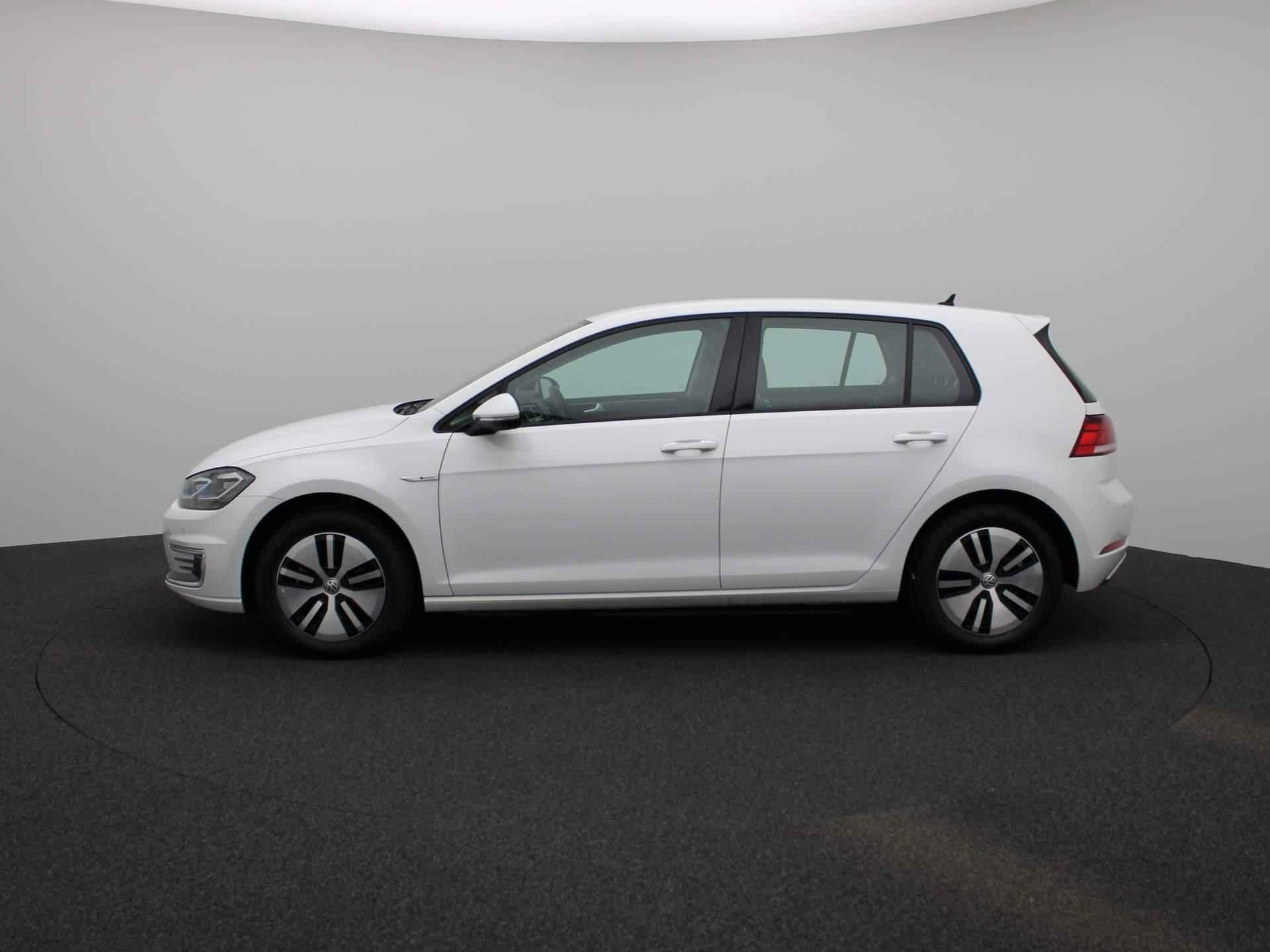 Volkswagen e-Golf E-DITION | APPLE CARPLAY - ANDROID AUTO | LED VERLICHTING | CLIMATE CONTROL | PARKEERSENSOREN VOOR + ACHTER | - 4/27