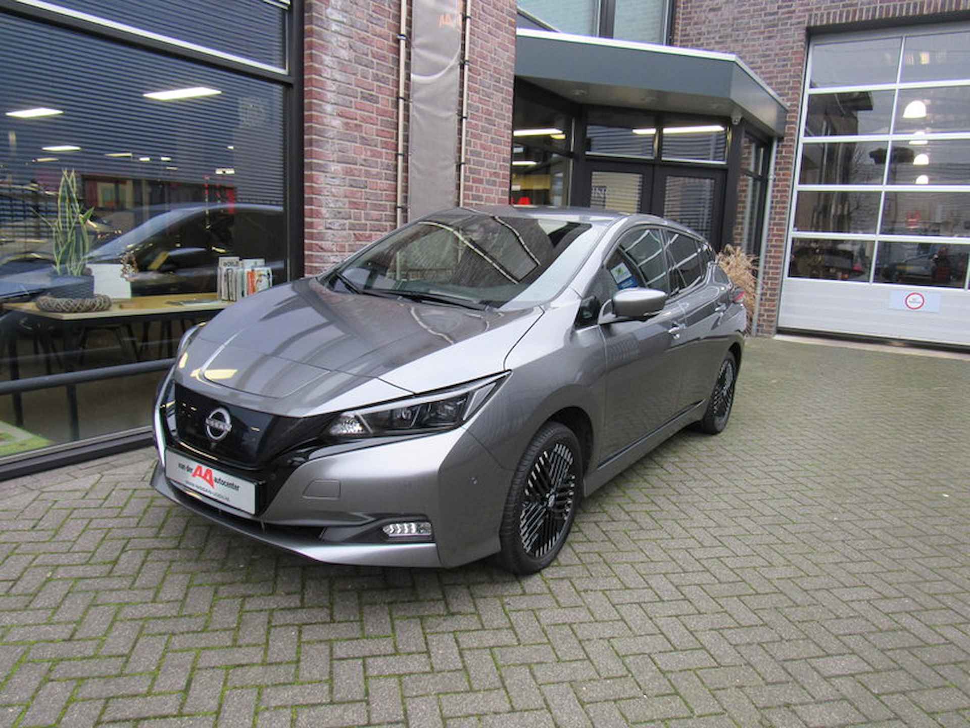 Nissan Leaf Electric e+ 59kWh Tekna /Navi /  Bluetooth / Keyless / Apple Carplay / Android Auto / Camera 360 - 4/33