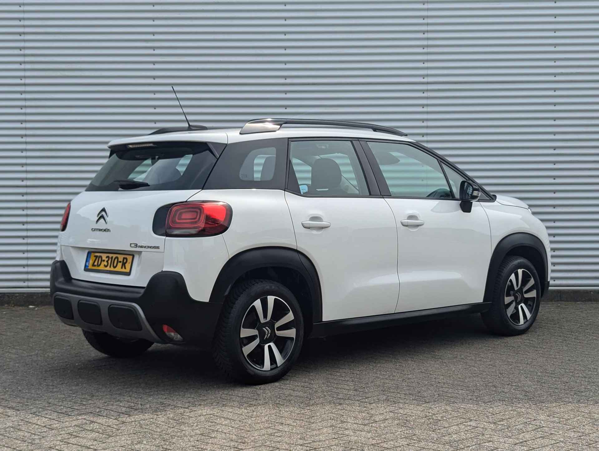 Citroën C3 Aircross SUV Feel 1.2 PureTech 110pk H6 | NAVI | CLIMA | APPLE CARPLAY / ANDROID AUTO | 16" LM-VELGEN | PARKEERHULP | - 3/46