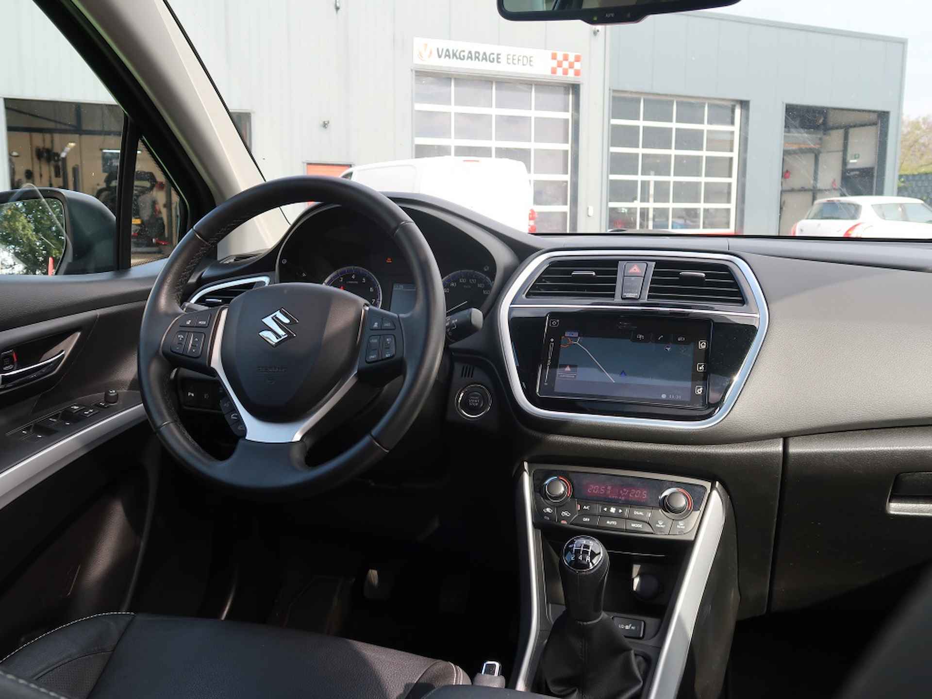 Suzuki S-Cross 1.0 Boosterjet Stijl / Navigatie / Camera / Adaptive Cruise - 24/37