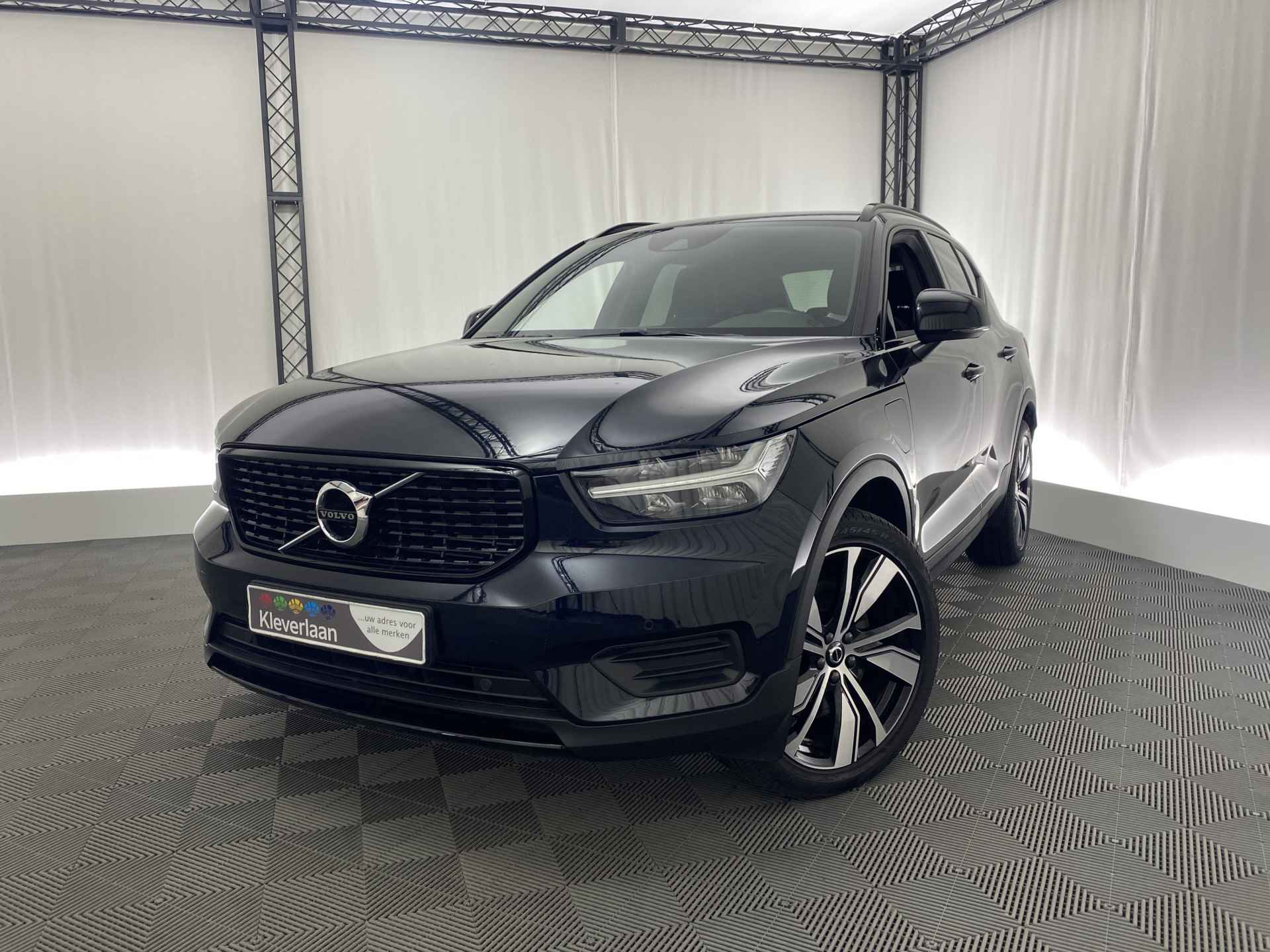 Volvo XC40 1.5 T5 Recharge R-Design 262 pk Automaat | Leder | Stoel/stuurverw. | Apple CarPlay | Camera | 20 inch | - 9/33