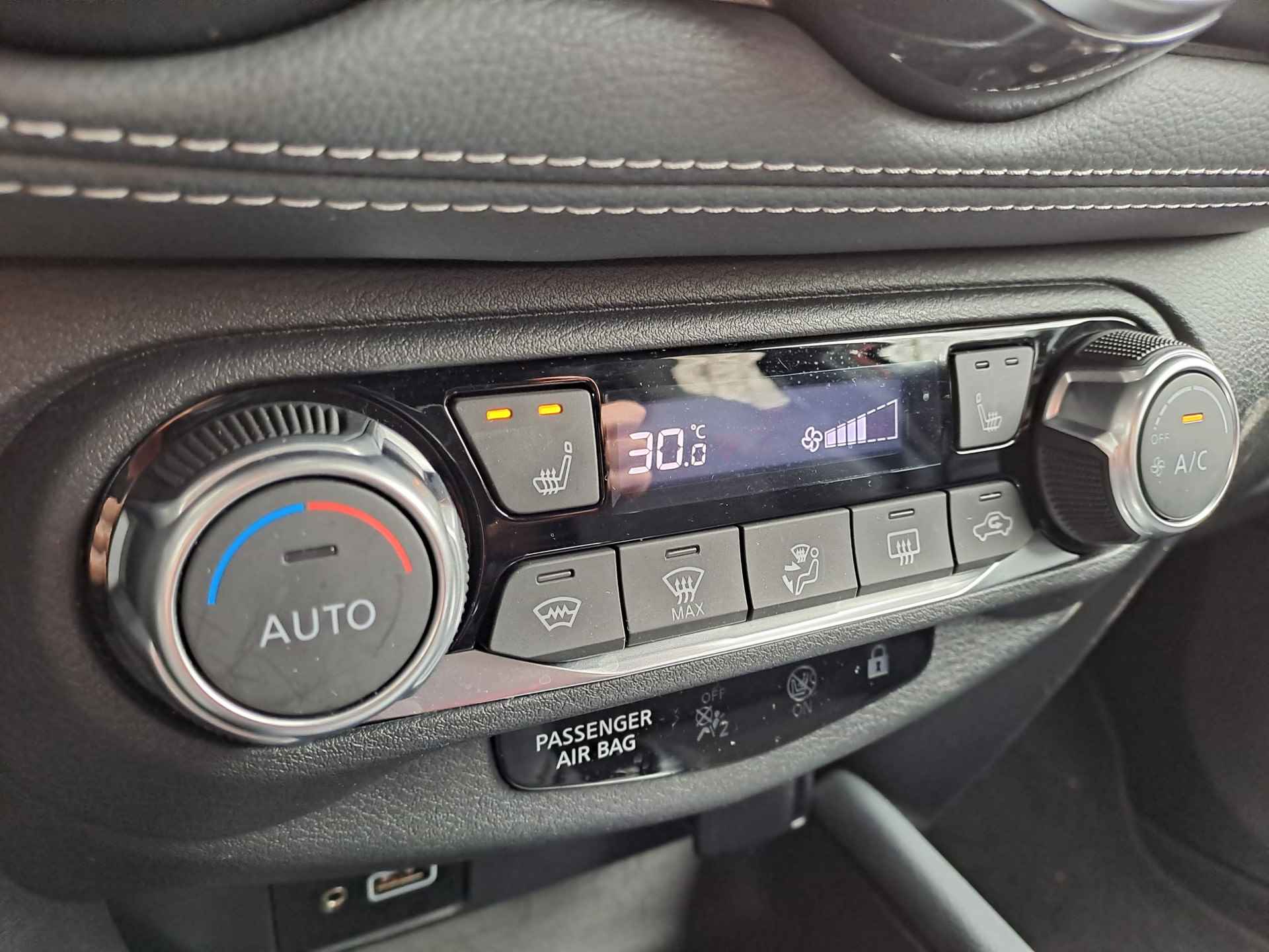 Nissan Juke 1.0 DIG-T Tekna | Automaat | Navi | Camera | Bose - 28/37