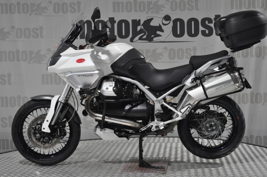 MOTO GUZZI Stelvio 1200    4v QUARTTRO VALVOLE