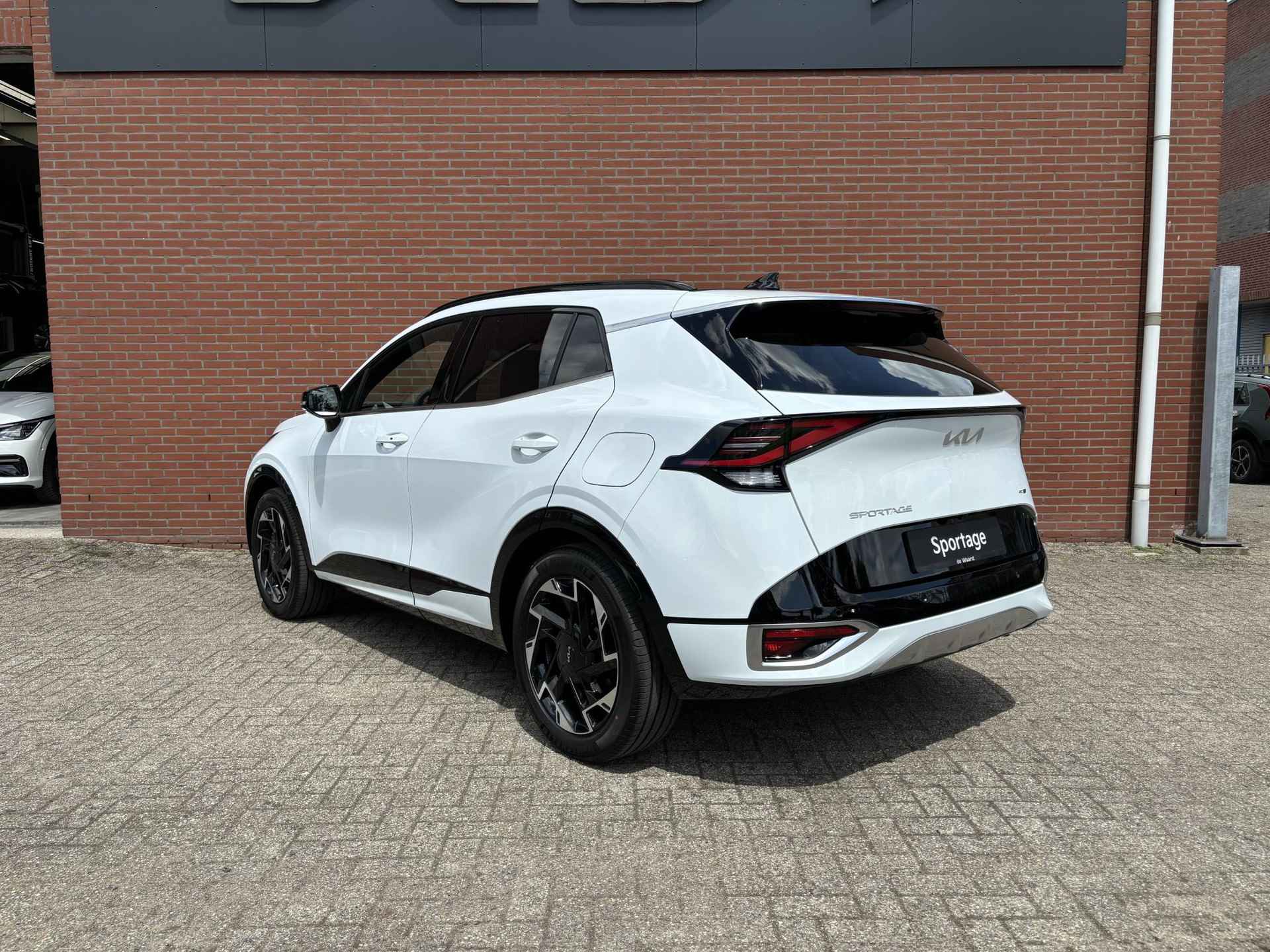 Kia Sportage 1.6 T-GDi Plug-in Hybrid AWD GT-Line | Suede/lederlook bekleding | 19-inch lichtmetalen velgen | Achteruitrijcamera - 20/34