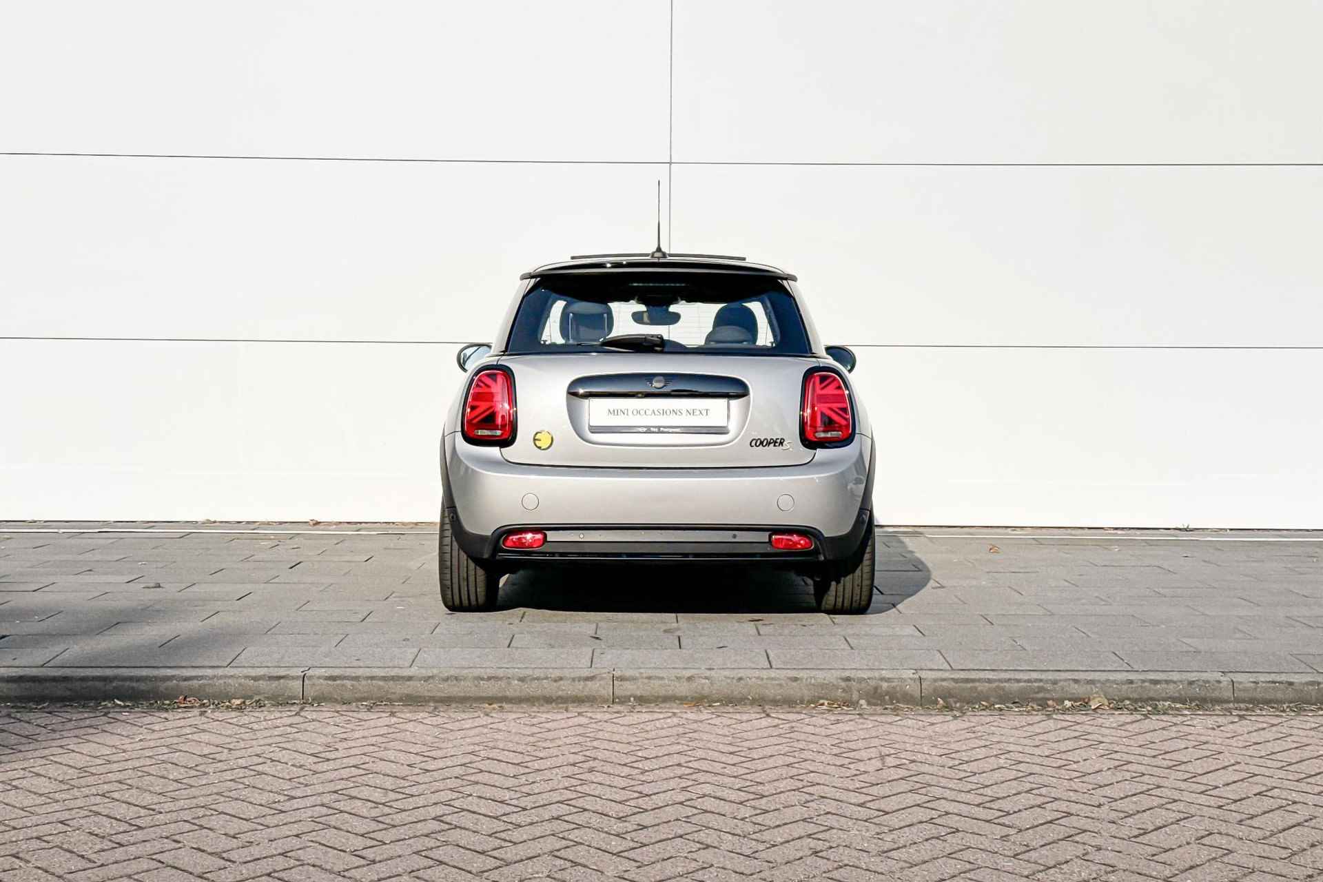 MINI Electric MINI Yours Mini Mini Electric MINI Yours 33 kWh | Subsidie Deals - 6/24