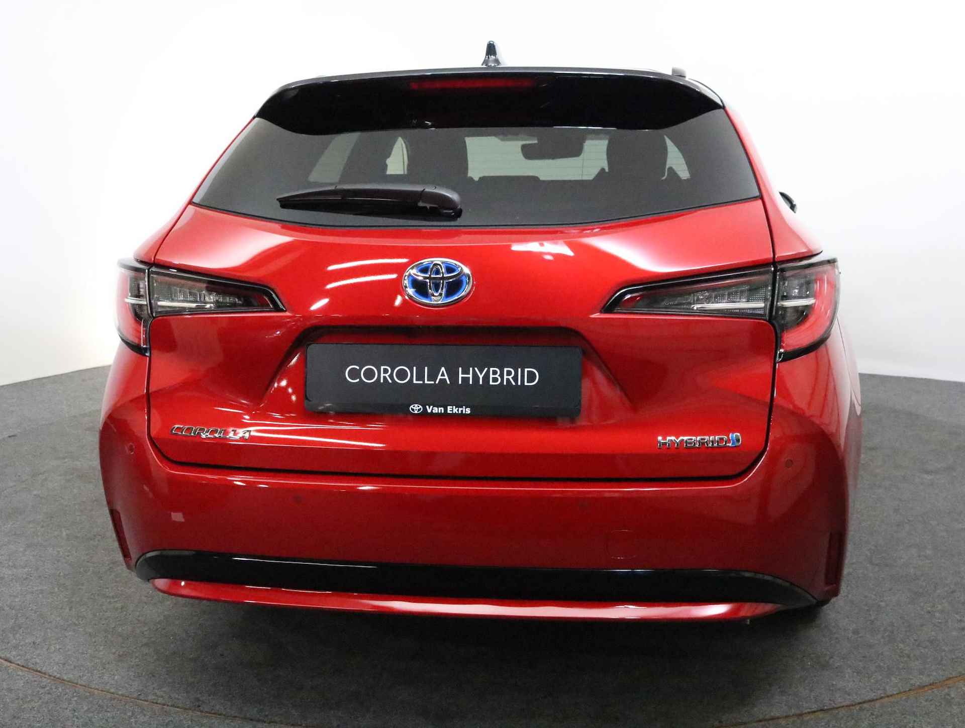 Toyota Corolla Touring Sports 1.8 Hybrid Executive, Bi-Tone, Head Up Display | Blind Spot | Sportstoelen | Apple Carplay & Android Auto - 7/47