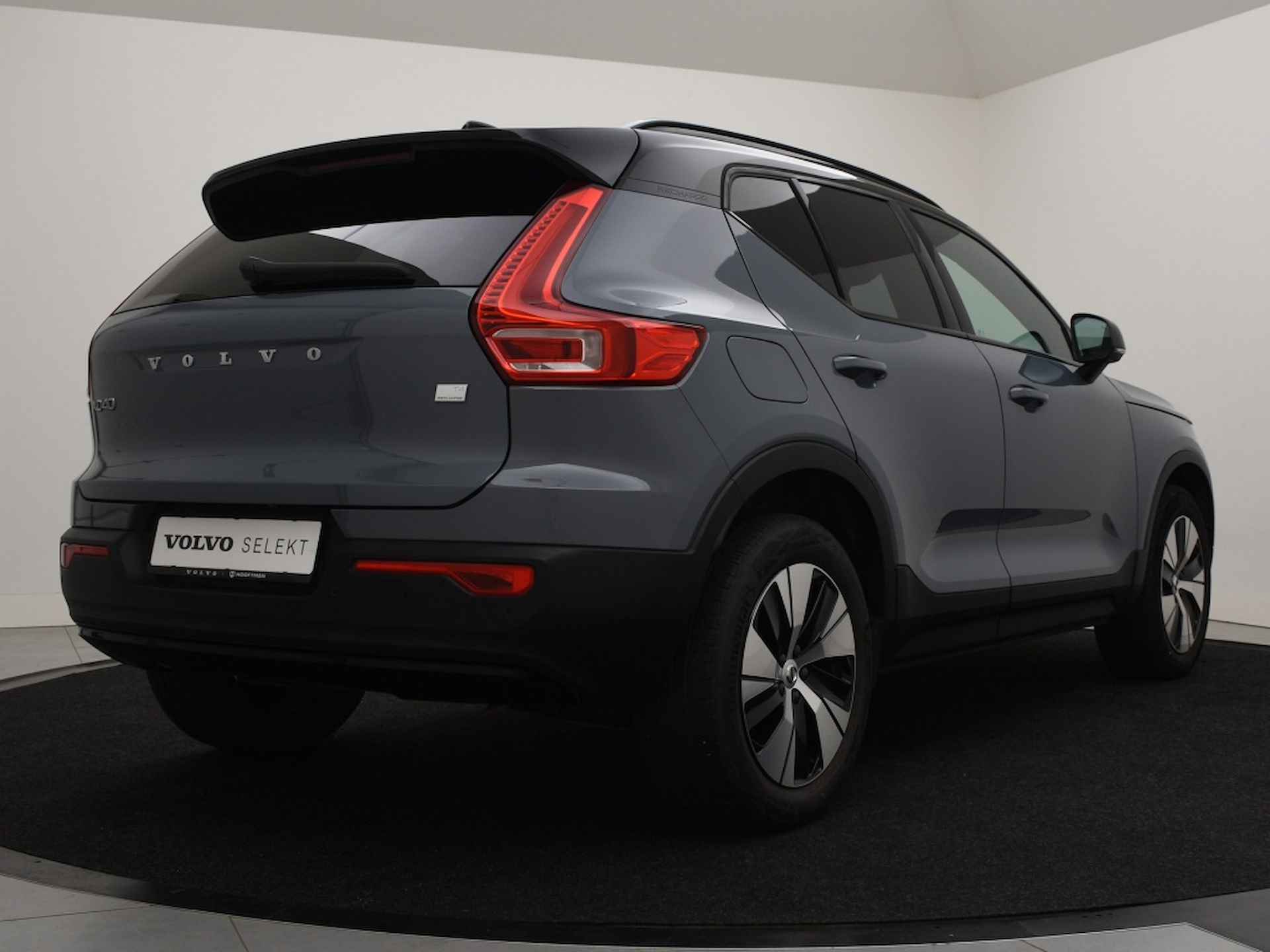 Volvo XC40 T4 PLUG-IN HYBRID MOMENTUM+ HARMAN KARDON ACC BLIS STANDKACHEL - 3/40