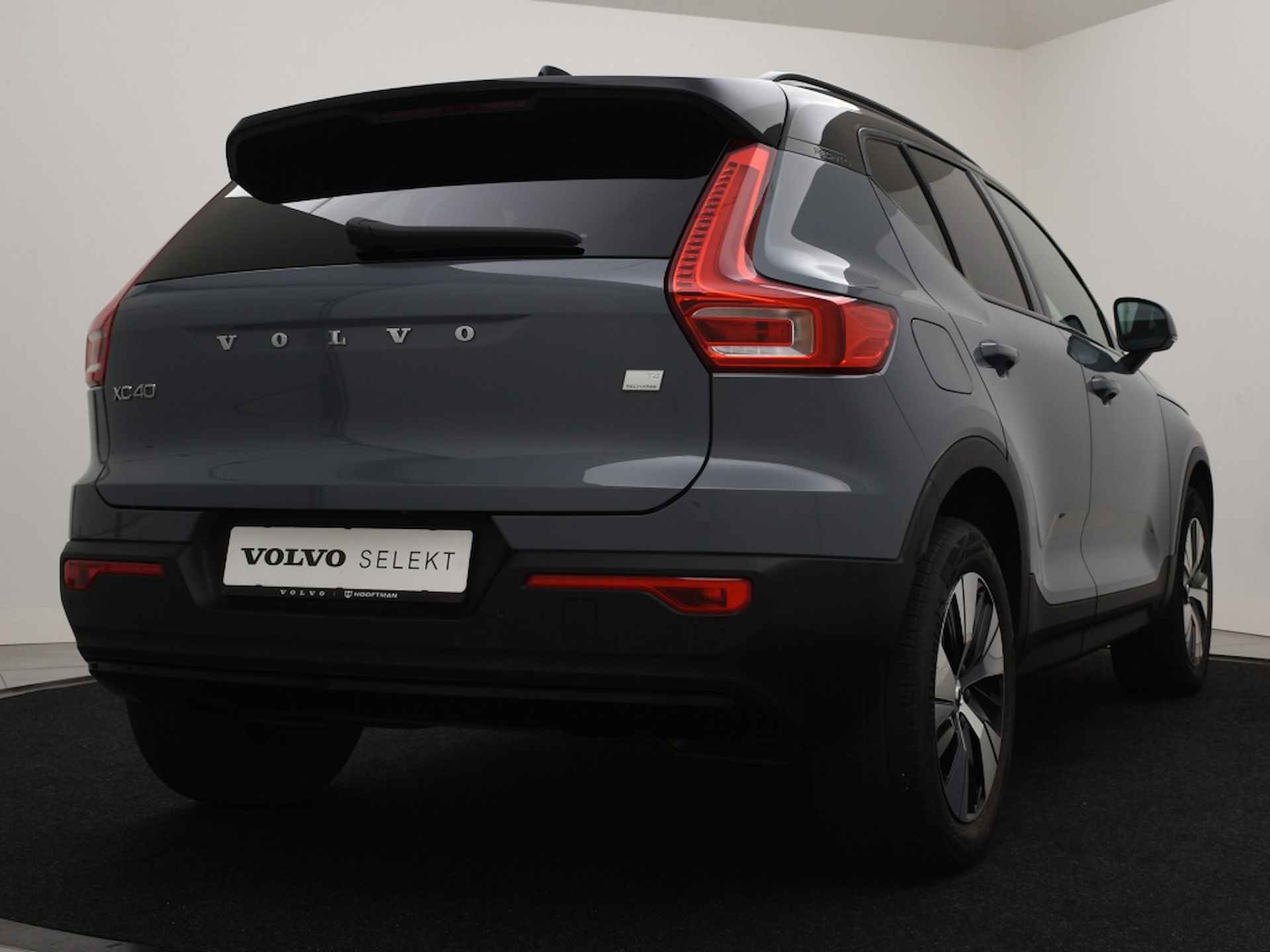 Volvo XC40 T4 PLUG-IN HYBRID MOMENTUM+ HARMAN KARDON ACC BLIS STANDKACHEL - 4/40