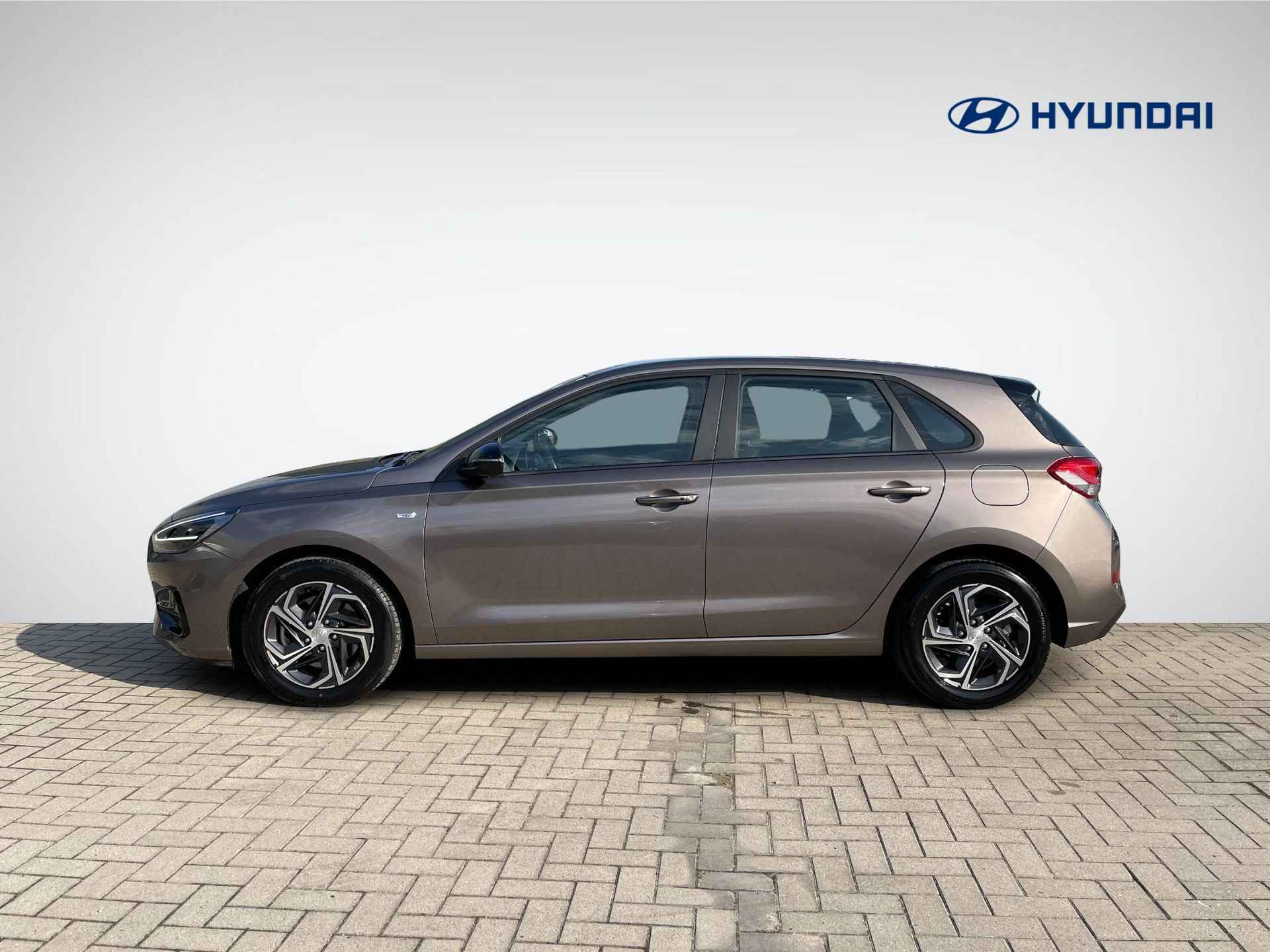 Hyundai i30 1.0 T-GDi MHEV Comfort Smart | Trekhaak | Navigatie | Camera | Apple Carplay/Android Auto | Keyless Entry | LED Koplampen | Rijklaarprijs! - 7/26