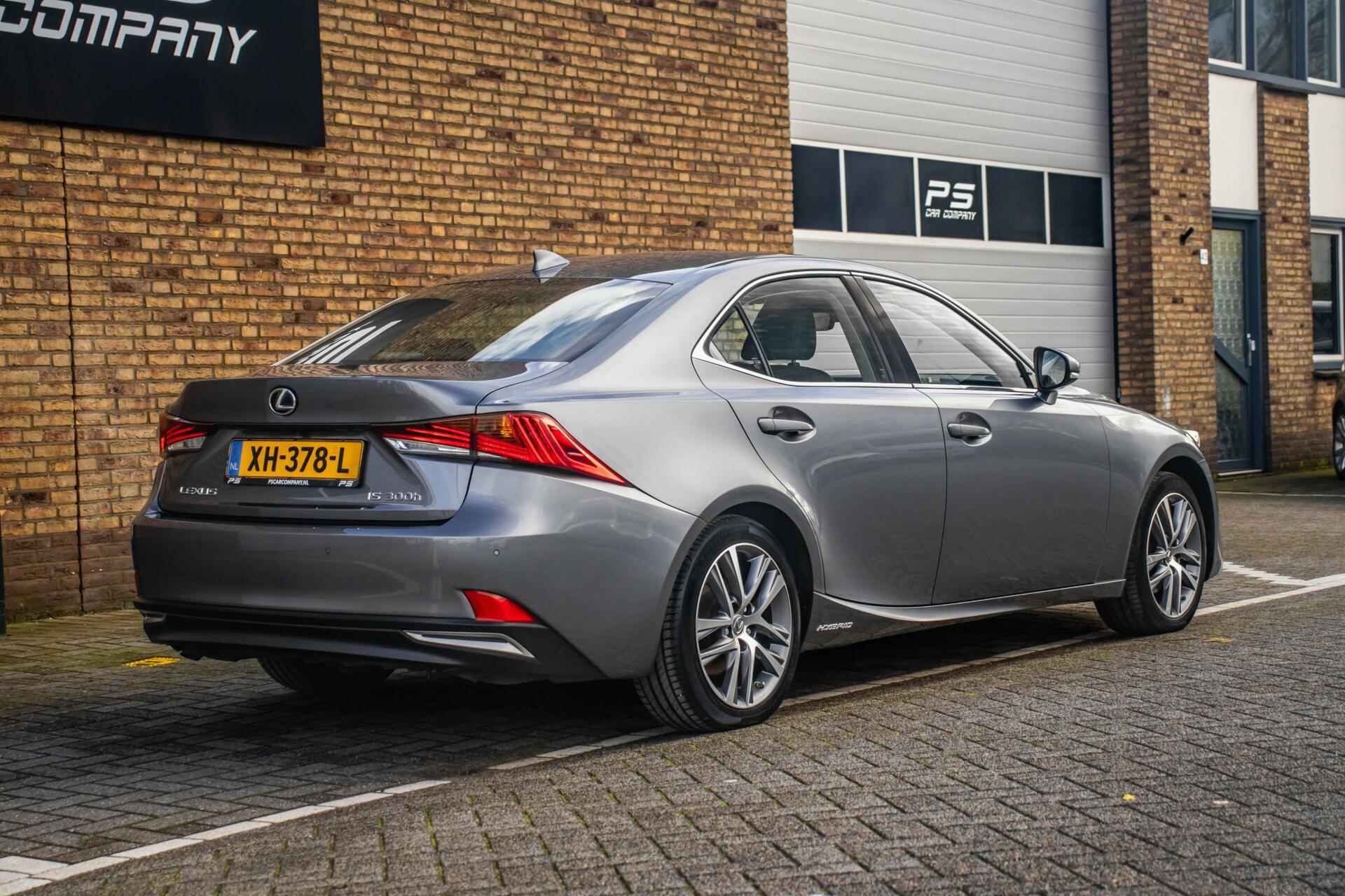 Lexus IS 300h Hybrid Business Line, NAP, BTW, 1ste eigenaar - 5/31