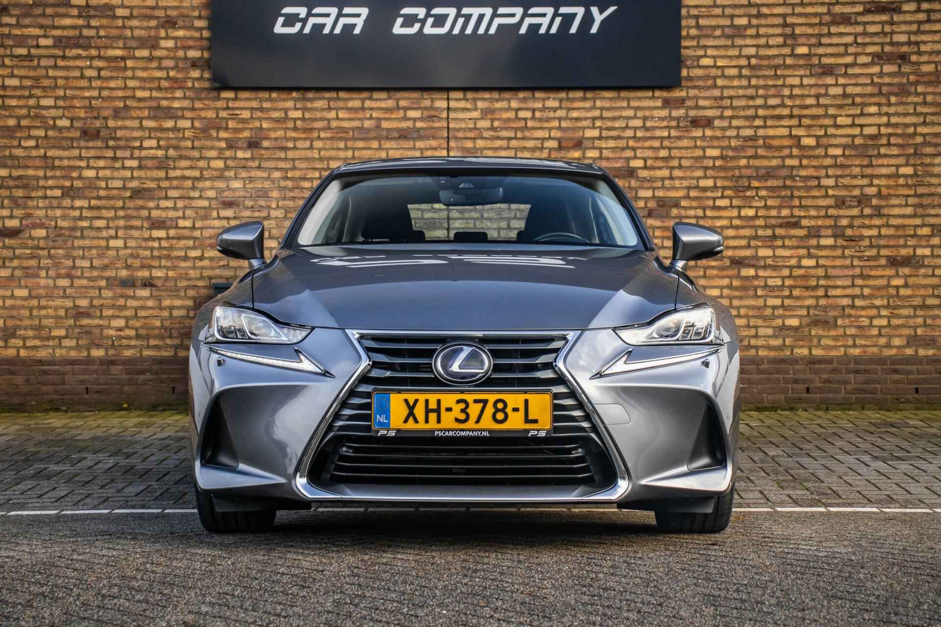 Lexus IS 300h Hybrid Business Line, NAP, BTW, 1ste eigenaar - 8/31