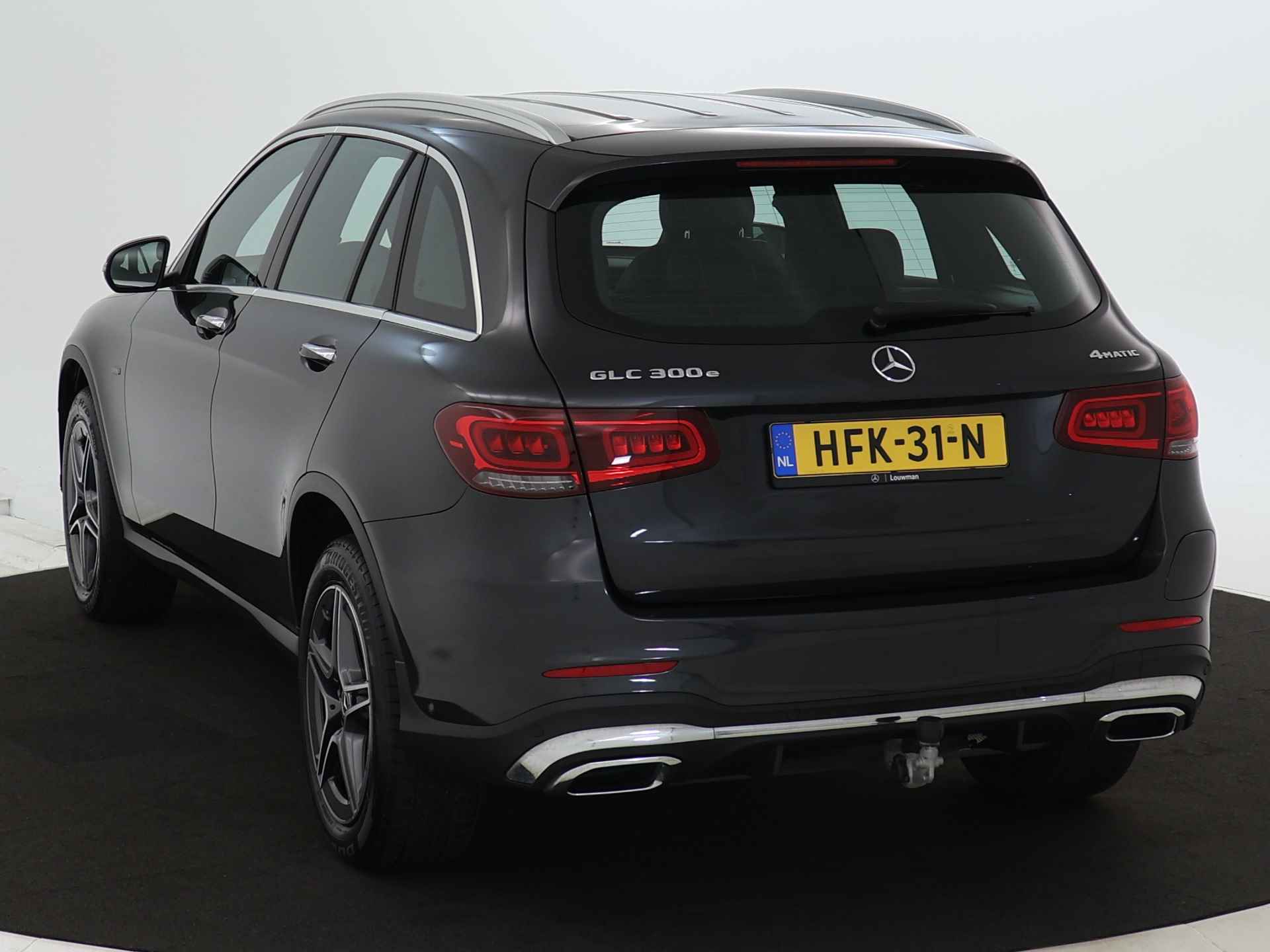 Mercedes-Benz GLC 300 e 4-Matic AMG Sportpakket |  Trekhaak | Augmented Reality | Alarm | 360 gr Camera | Keyless Go | Apple CarPlay | Stoelverwarming | Inclusief 24 maanden MB Certified garantie voor Europa. - 5/48