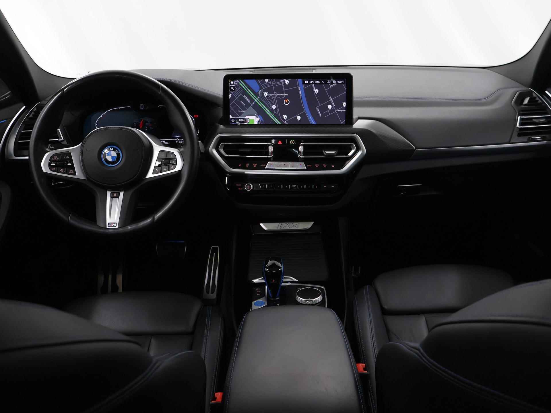 BMW iX3 High Executive 80 kWh M Sport | Trekhaak | Panoramadak | Harman / Kardon | Navigatie | Parkeercamera | Head-Up | Stoelverwarming | Keyless Go | - 9/56