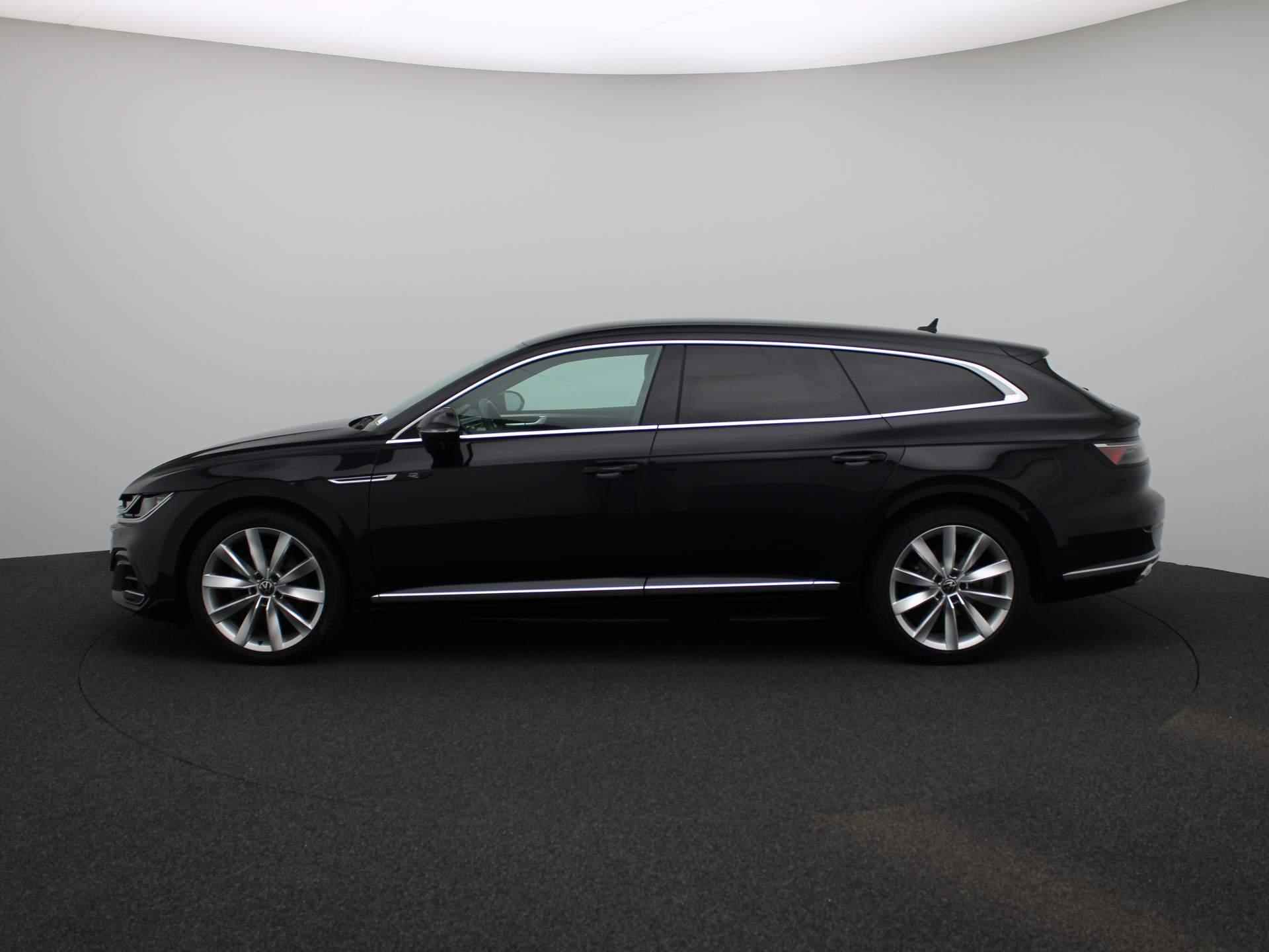 Volkswagen Arteon Shooting Brake 1.4 TSI eHybrid R-Line 218 PK | R-line | Automaat | Navigatie | Camera | Adaptive Cruise Control | Climate Control | Stoelverwarming | Parkeersensoren | Lichtmetalen velgen | Privacy glass | - 5/36