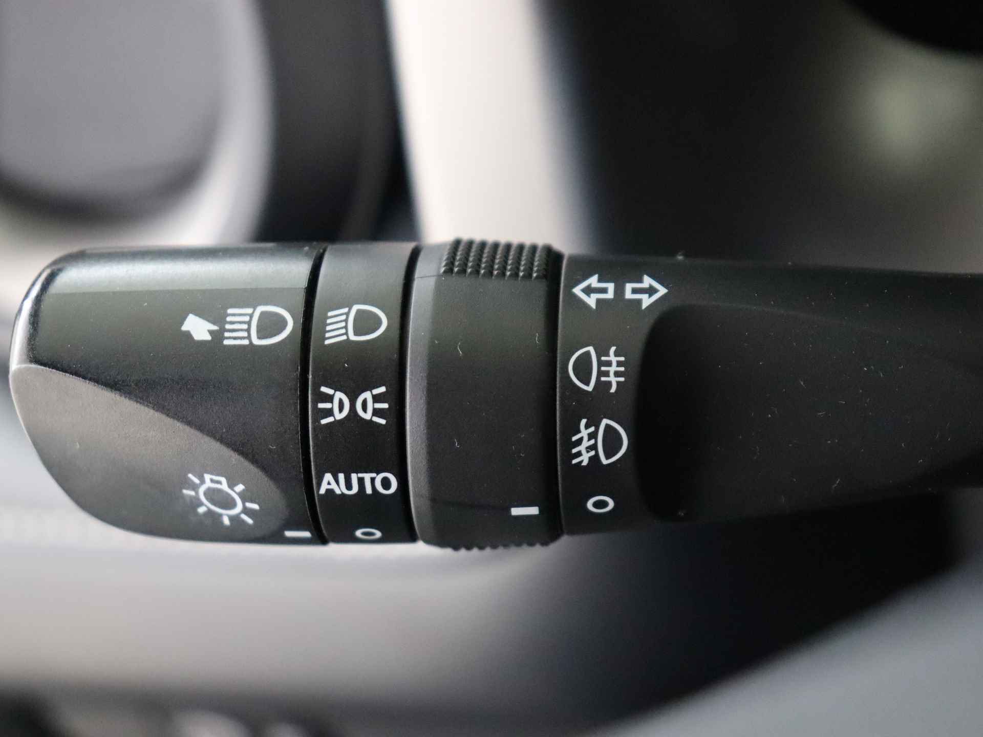 Toyota RAV4 2.5 Hybrid Executive I Climate Control I Cruise Control I Rondom Zicht Camera I Zwart Lederen Bekleding I 1e Eigenaar I Volledig Dealer Onderhouden I Stuur/Voorruit/Stoelverwarming Voor I - 23/50