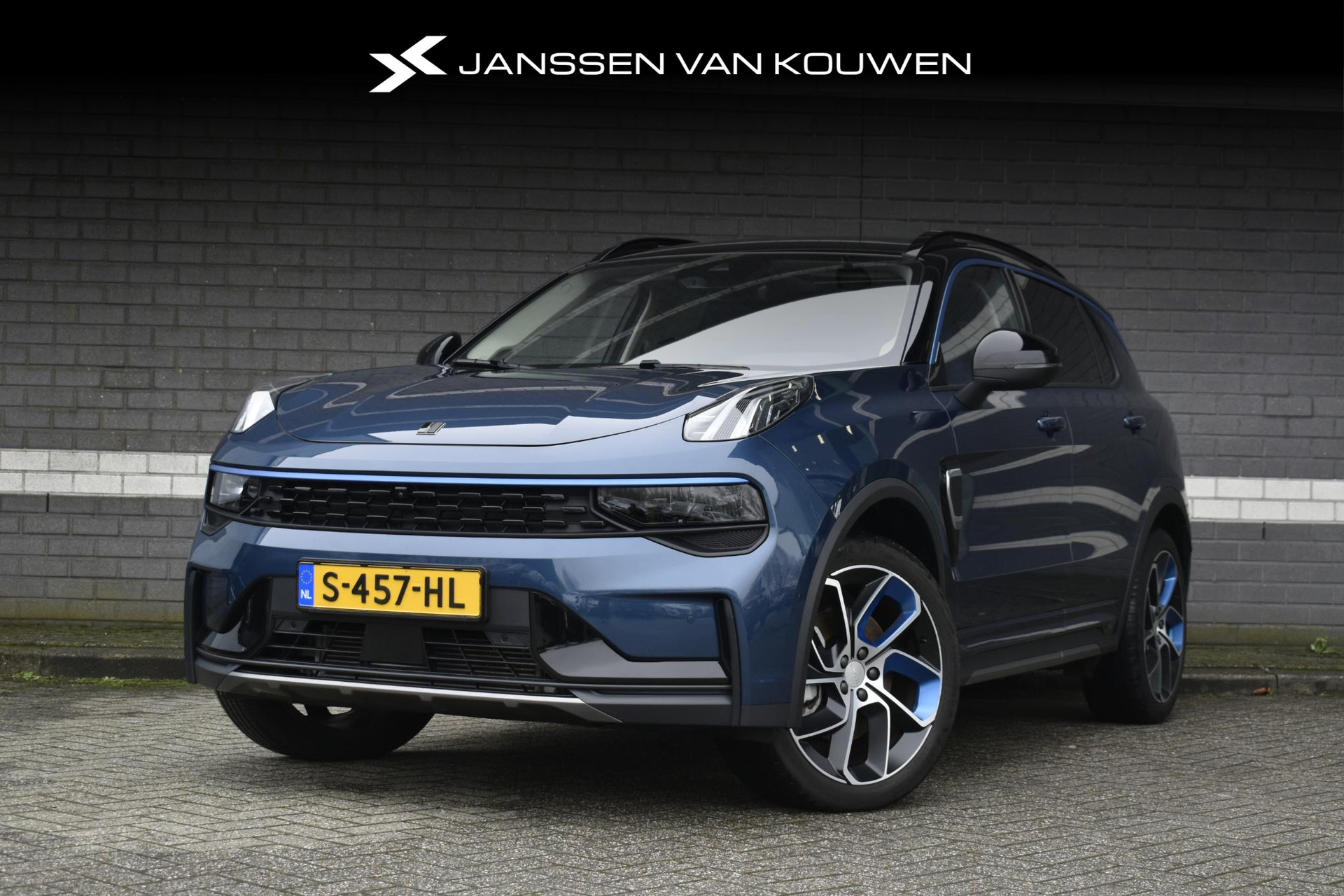 Lynk & Co 01 1.5 / PHEV / Panoramadak / Stoelverwarming / 360-Camera