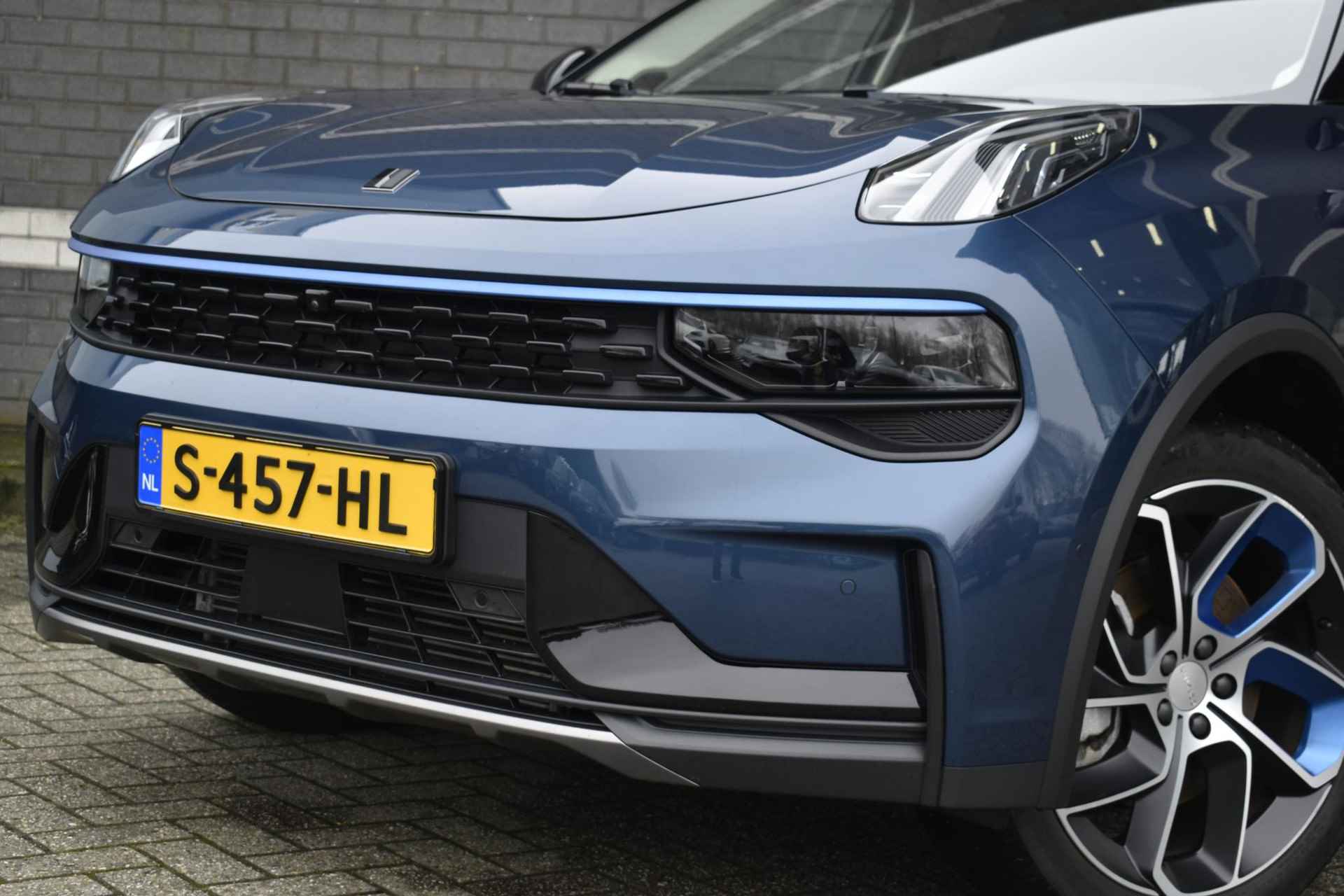 Lynk & Co 01 1.5 / PHEV / Panoramadak / Stoelverwarming / 360-Camera - 29/43