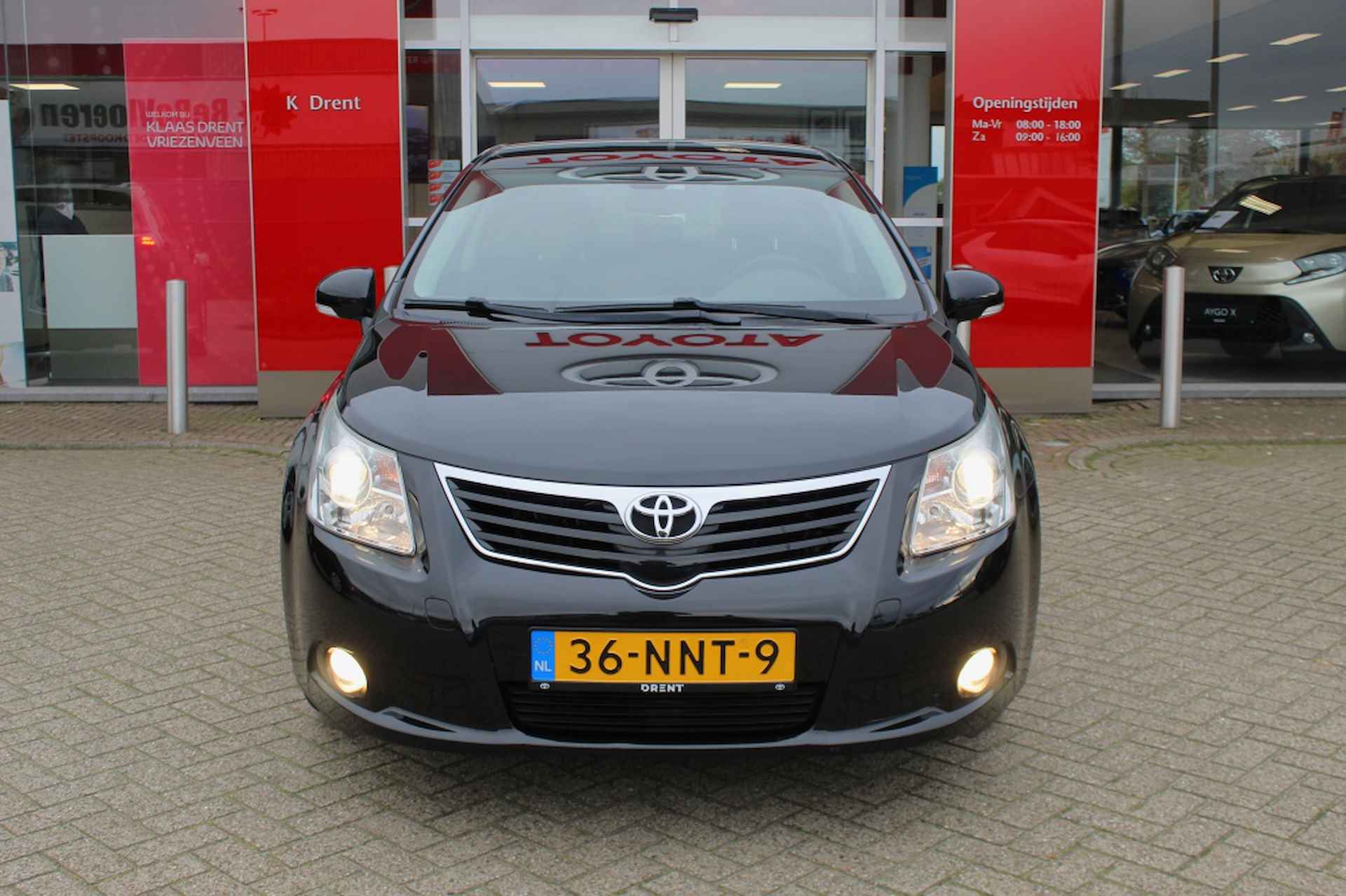 Toyota Avensis 1.8 VVTi Business | Trekhaak | Navi | Cruise Control | Sensoren - 6/37