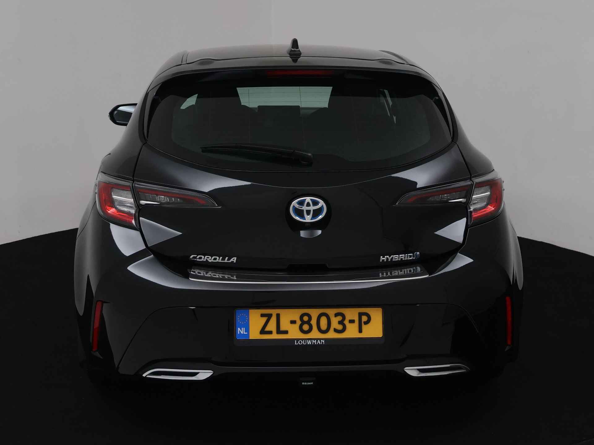 Toyota Corolla 2.0 Hybrid First Edition | Navigatie | Camera | Climate Control | Cruise Control Adaptief | LM velgen | - 28/39