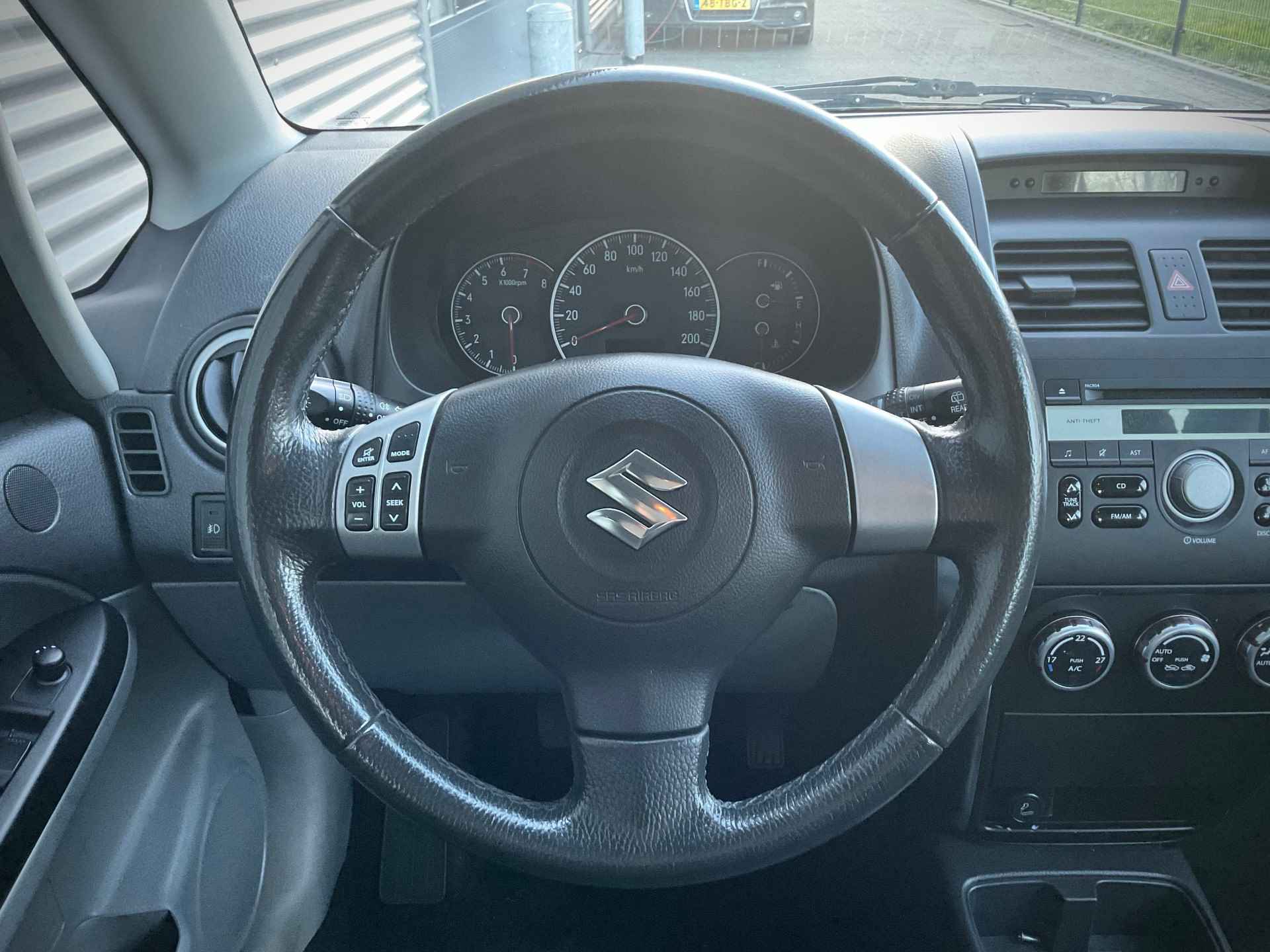 Suzuki SX4 1.6 Comfort - 12/19