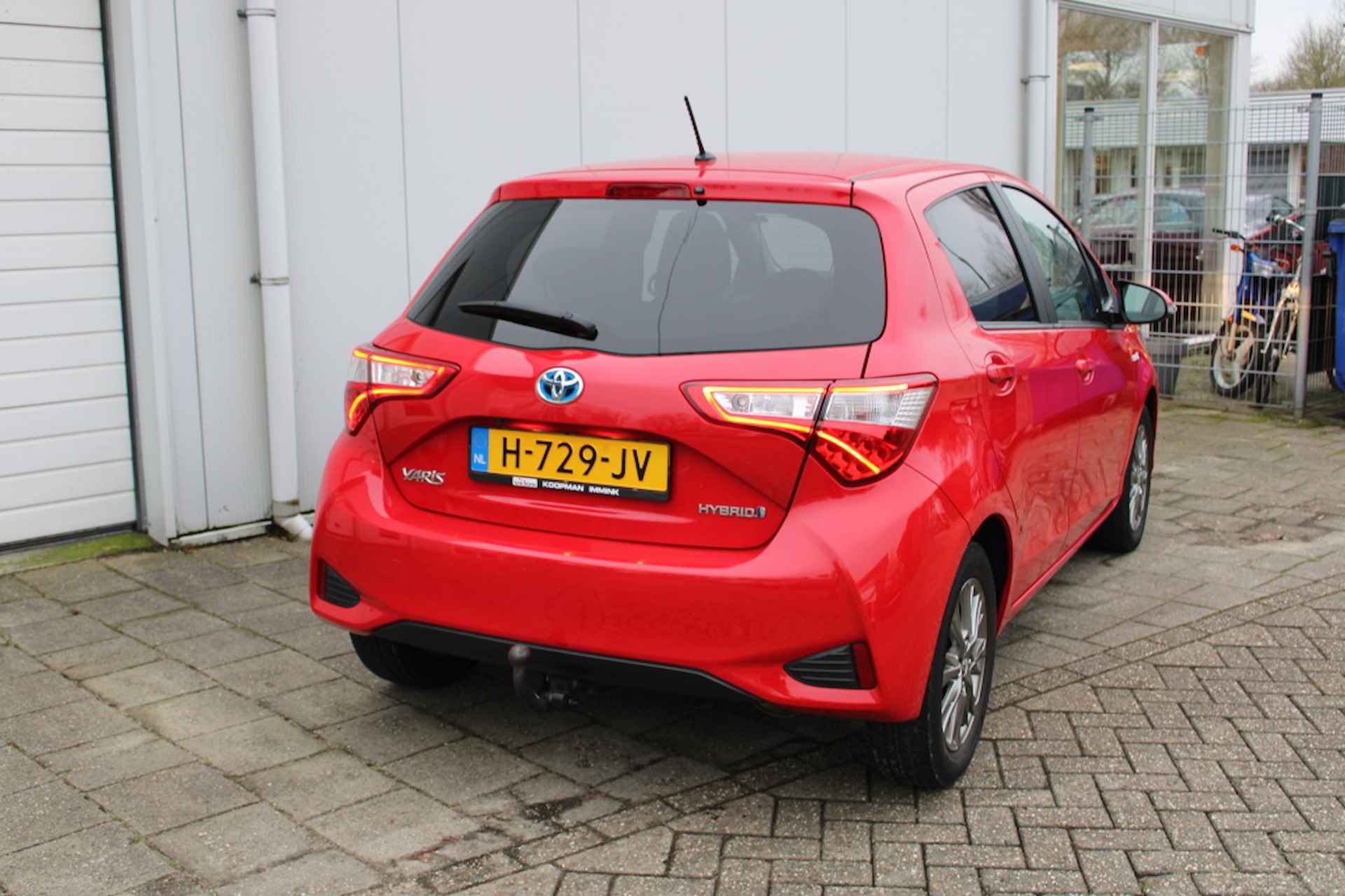 Toyota Yaris 1.5 Hyb. Dynamic - 4/31