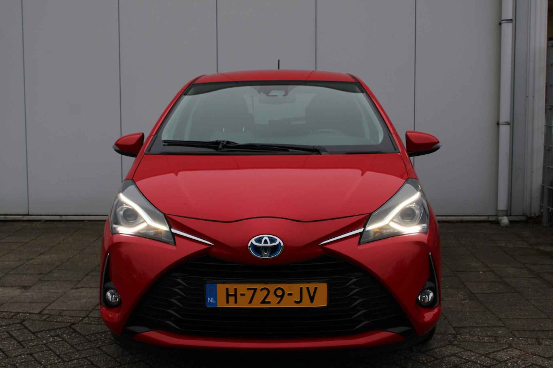 Toyota Yaris 1.5 Hyb. Dynamic - 10/31