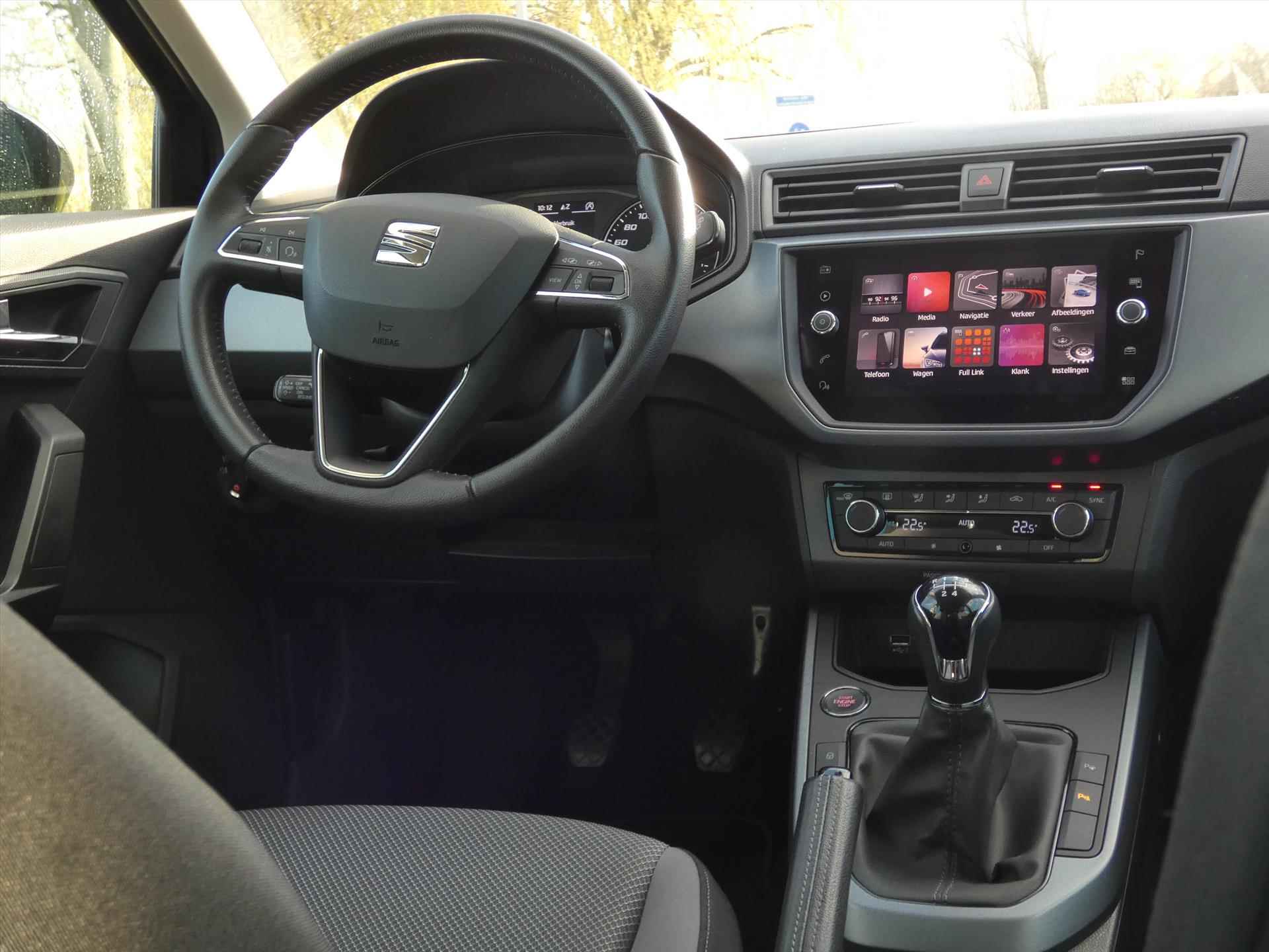 SEAT Arona 1.0 TSI 95pk Style Intense X | Trekhaak | Carplay | Camera | - 10/41