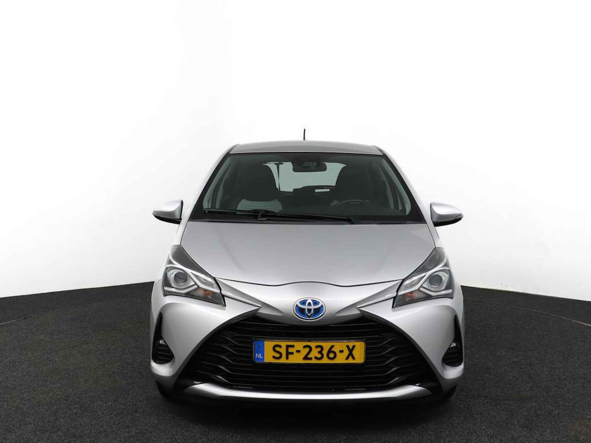 Toyota Yaris 1.5 Hybrid Aspiration | Airco | Cruise Control | Centrale vergrendeling | Bluetooth| Achteruitrijcamera | - 16/49