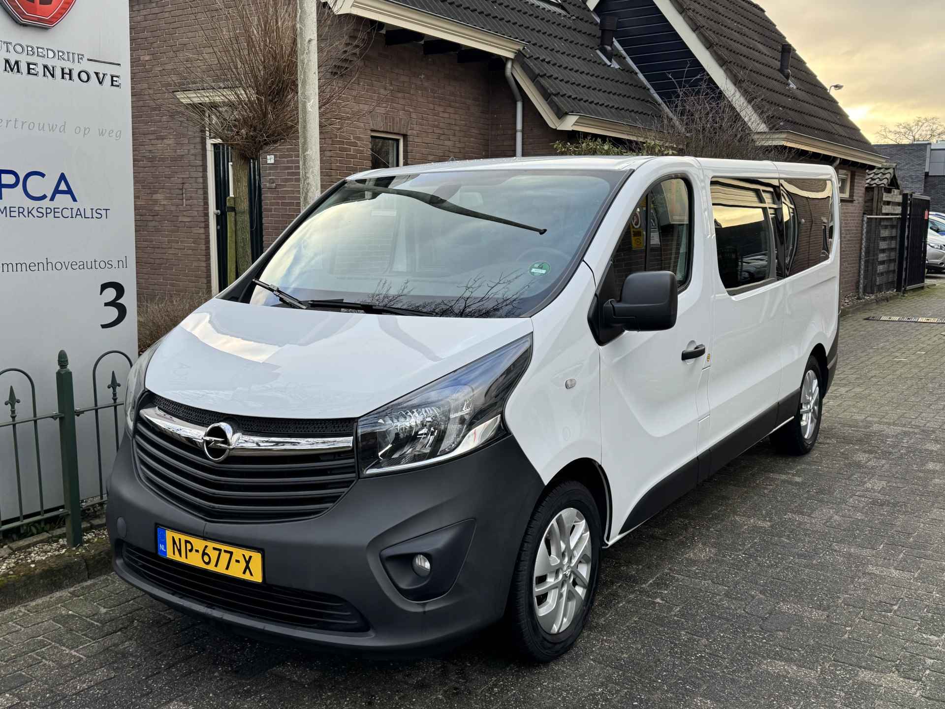 Opel Vivaro Combi 1.6 CDTI L2H1 BiTurbo ecoFLEX Airco/Navi/Camera/Lichtmetalen velgen - 3/44