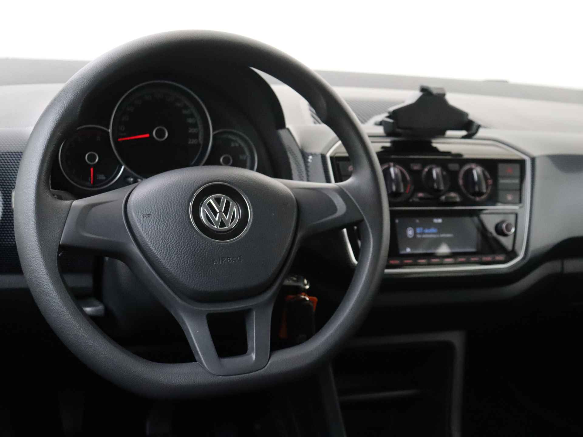 Volkswagen up! 1.0 BMT move up! 5 deurs | Airco - 7/26