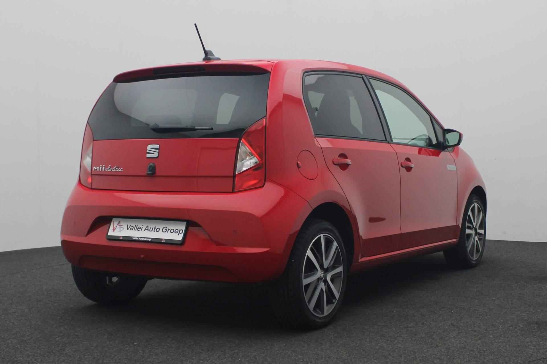 SEAT Mii Electric electric Plus 83PK | Stoelverwarming | Parkeersensoren achter | Cruise | Verwarmbare voorruit | Navi via App - 4/27