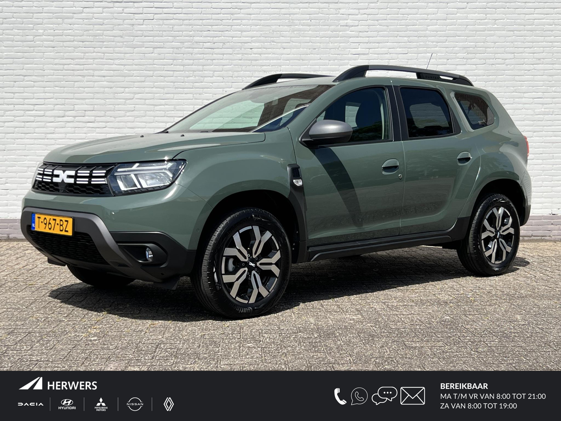 Dacia Duster 1.3 TCe 130 Journey / 360 Camera / Parkeersensoren voor + Achter / Apple Carplay & Android Auto / Navi / Cruise / Clima / DAB / LED / Keyless /