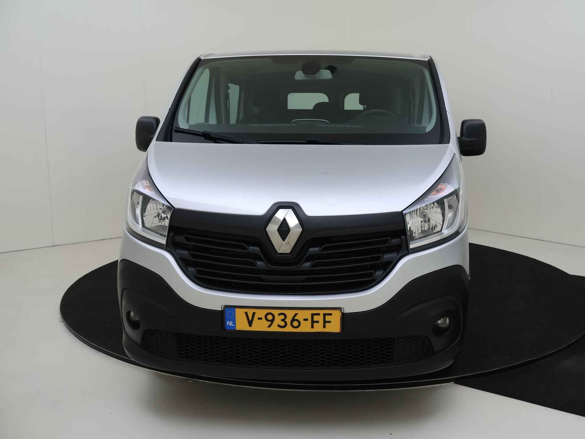 Renault Trafic 1.6 dCi T29 L2H1 DC Comfort  | Dubbel cabine | Navigatie | Camera | Trekhaak - 12/26